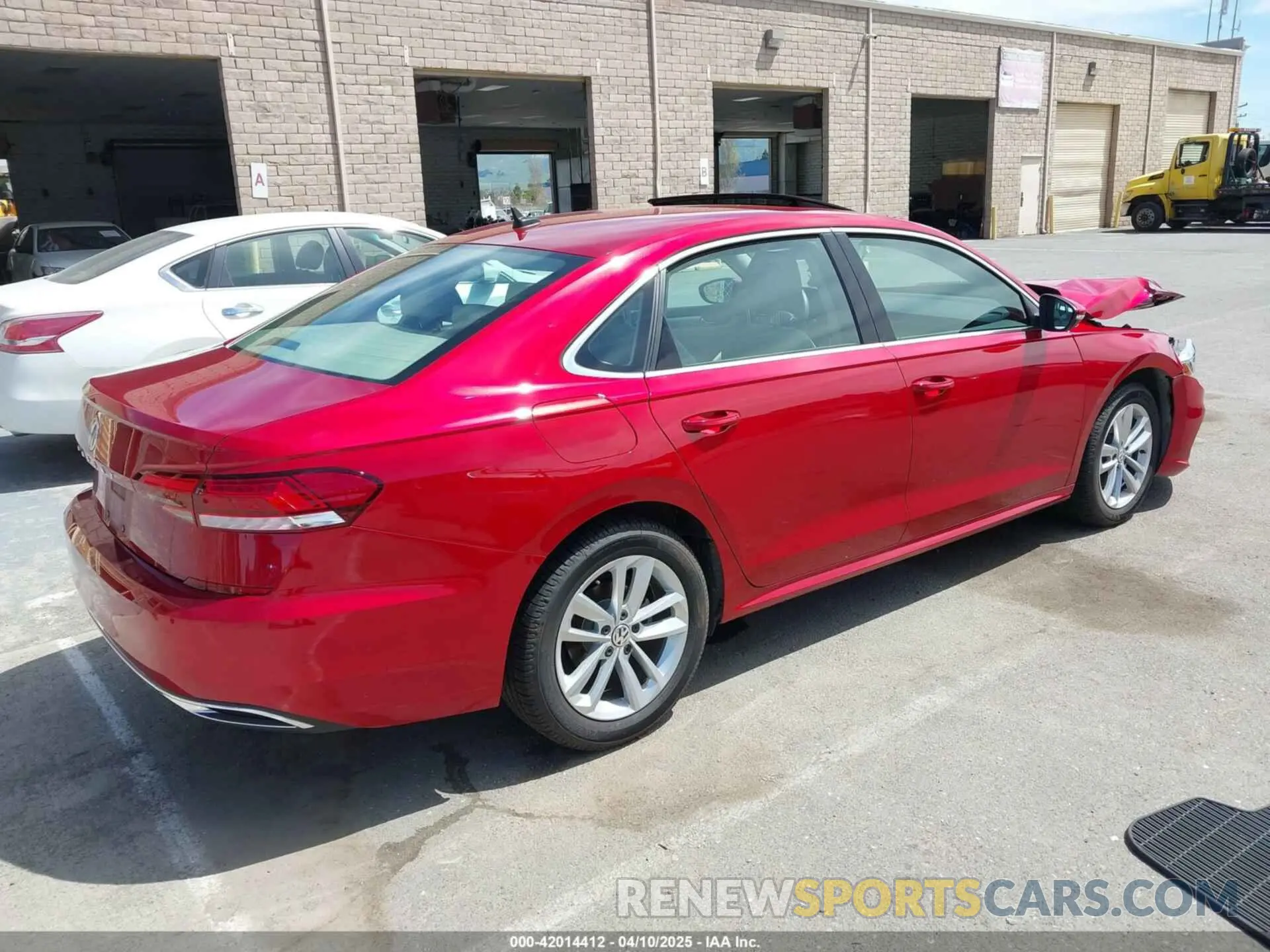 4 fotografías del automóvil dañado 1VWWA7A38LC003088 VOLKSWAGEN PASSAT 2020