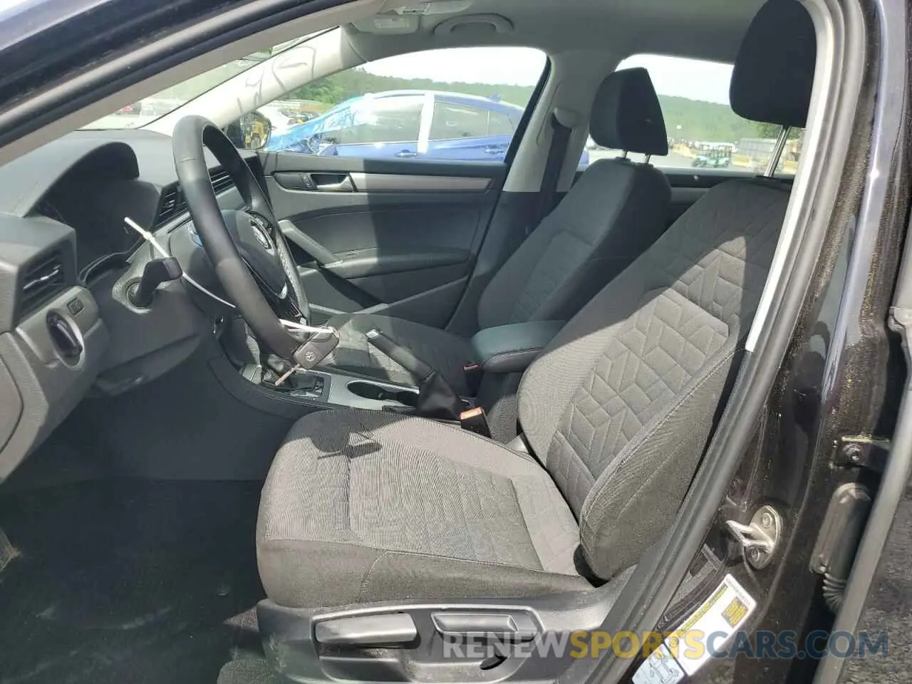 7 fotografías del automóvil dañado 1VWAA7A32MC013949 VOLKSWAGEN PASSAT 2021