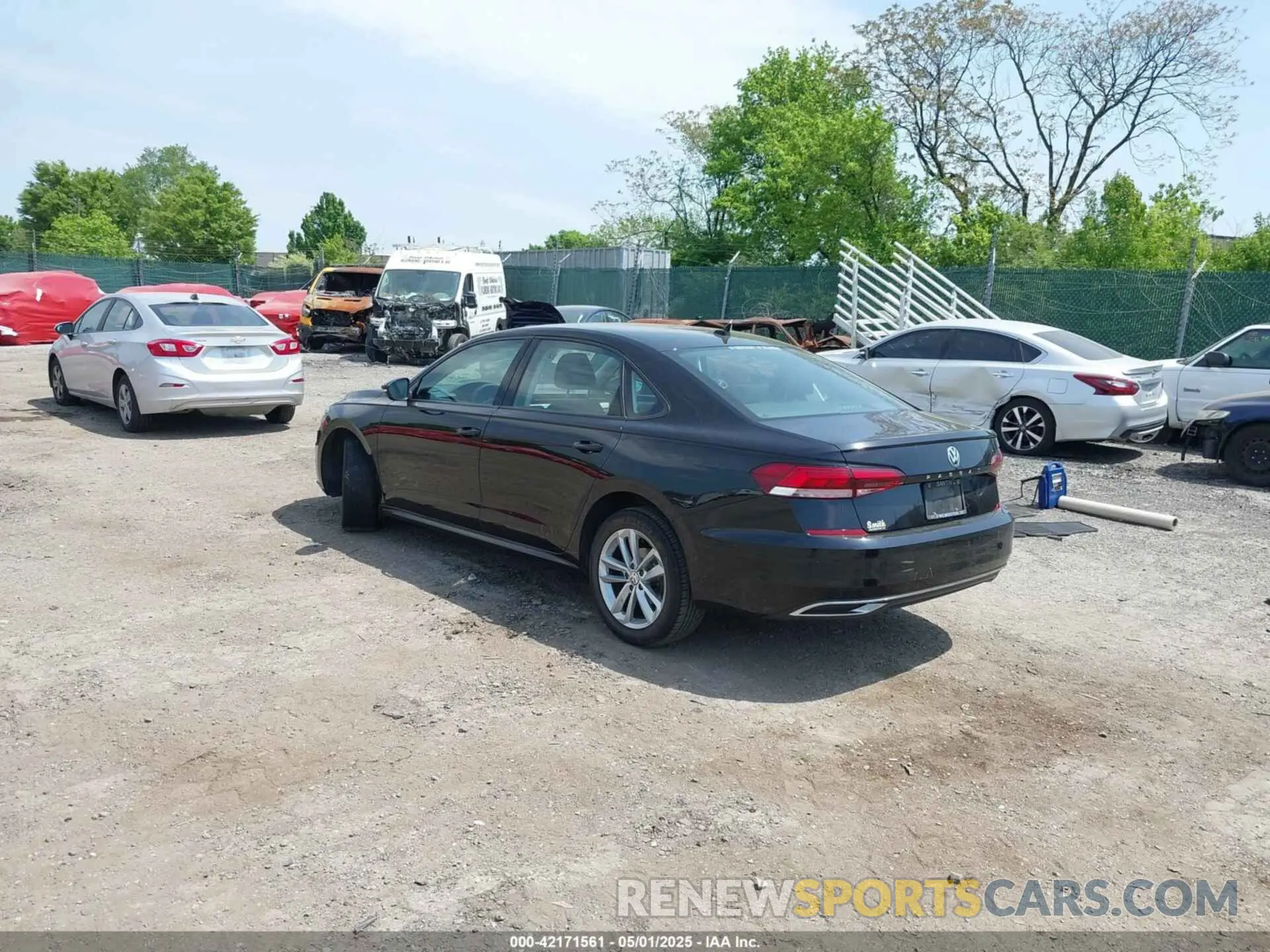 3 fotografías del automóvil dañado 1VWAA7A33MC005648 VOLKSWAGEN PASSAT 2021
