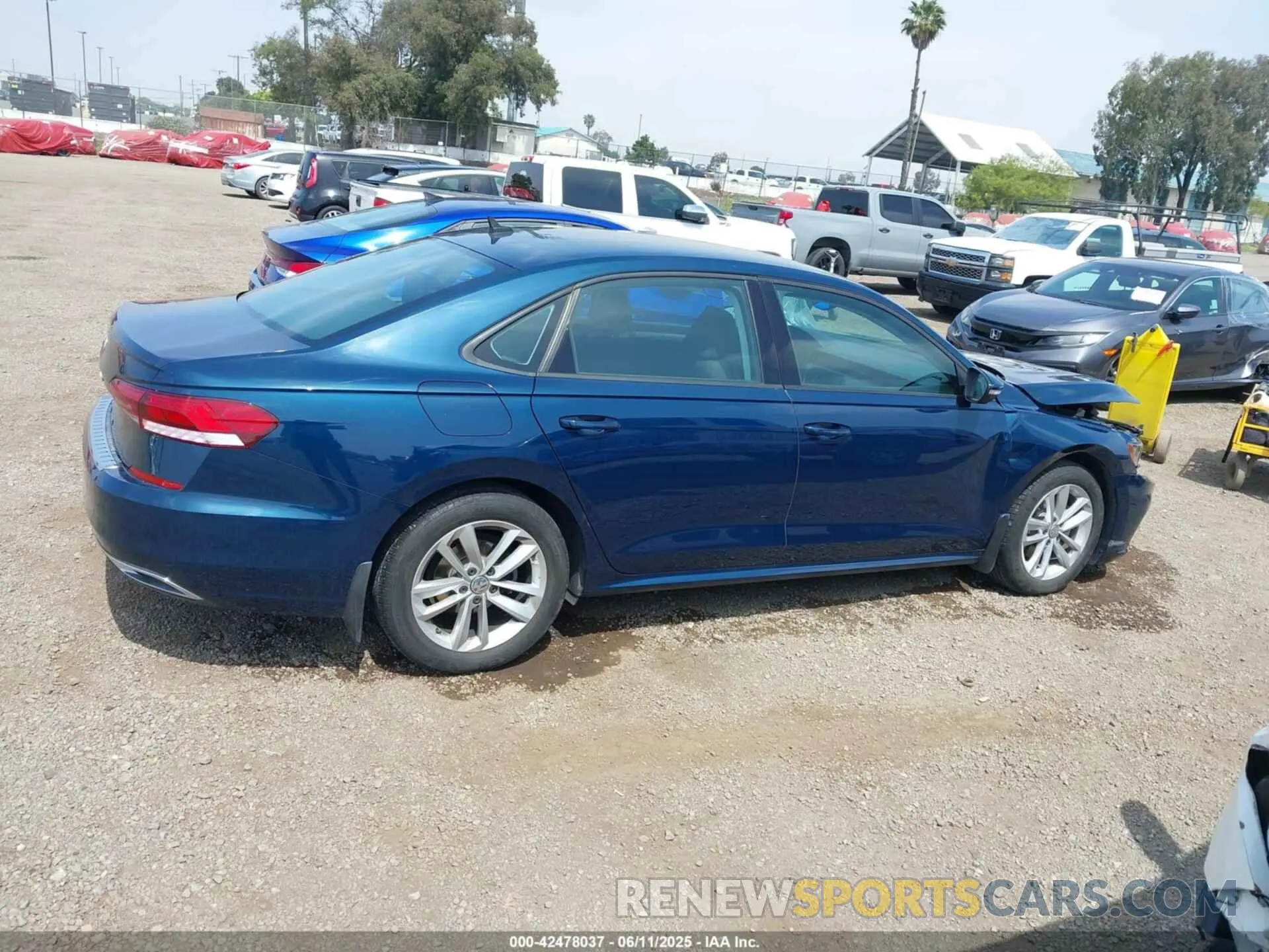 13 fotografías del automóvil dañado 1VWAA7A34MC015699 VOLKSWAGEN PASSAT 2021
