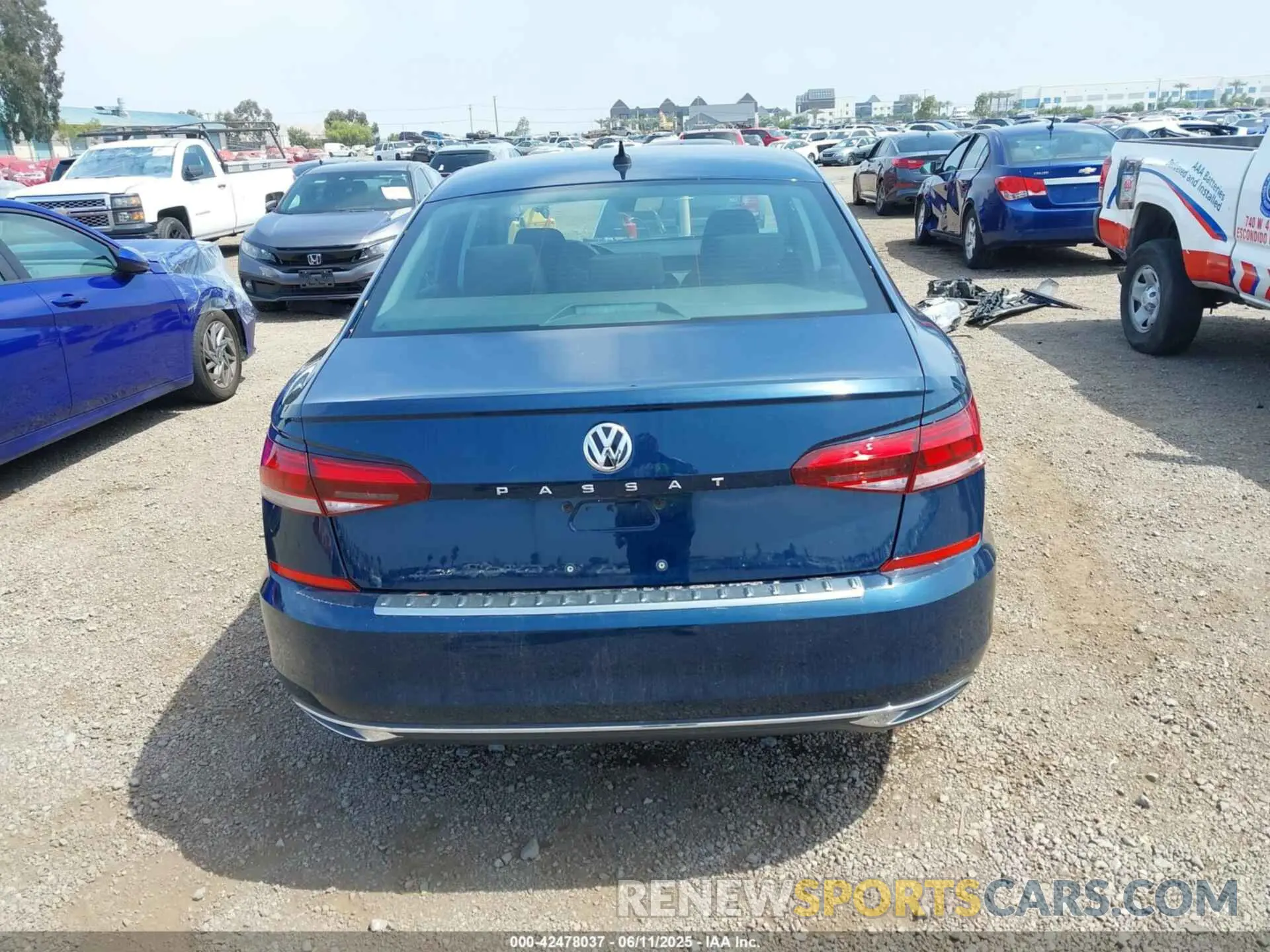 16 fotografías del automóvil dañado 1VWAA7A34MC015699 VOLKSWAGEN PASSAT 2021