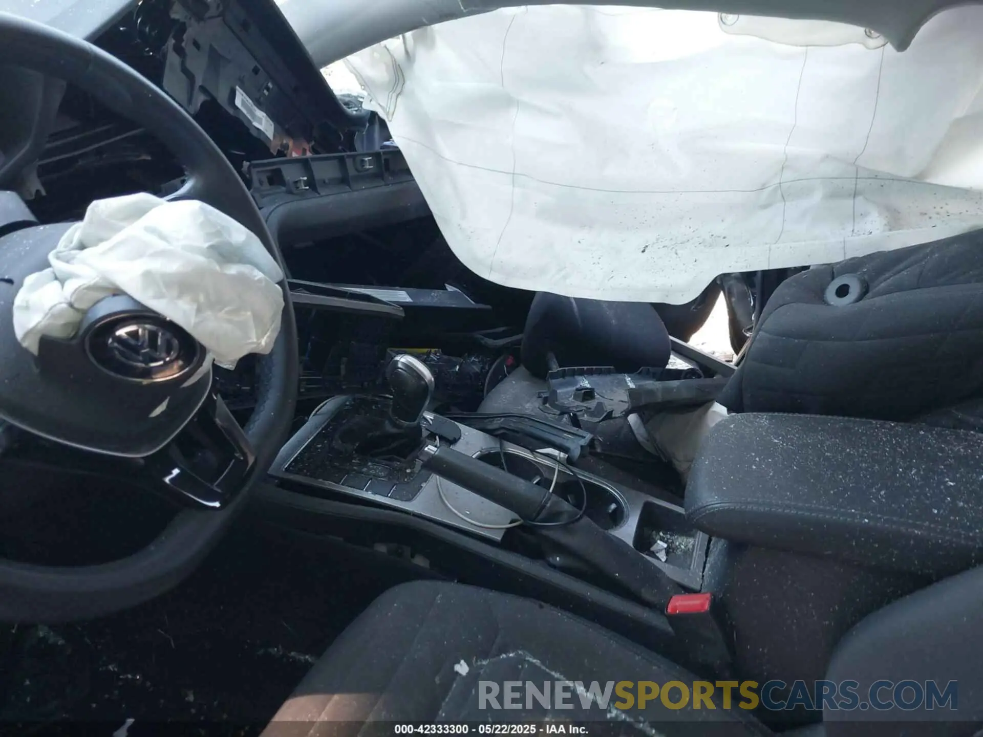 5 fotografías del automóvil dañado 1VWAA7A36MC003621 VOLKSWAGEN PASSAT 2021