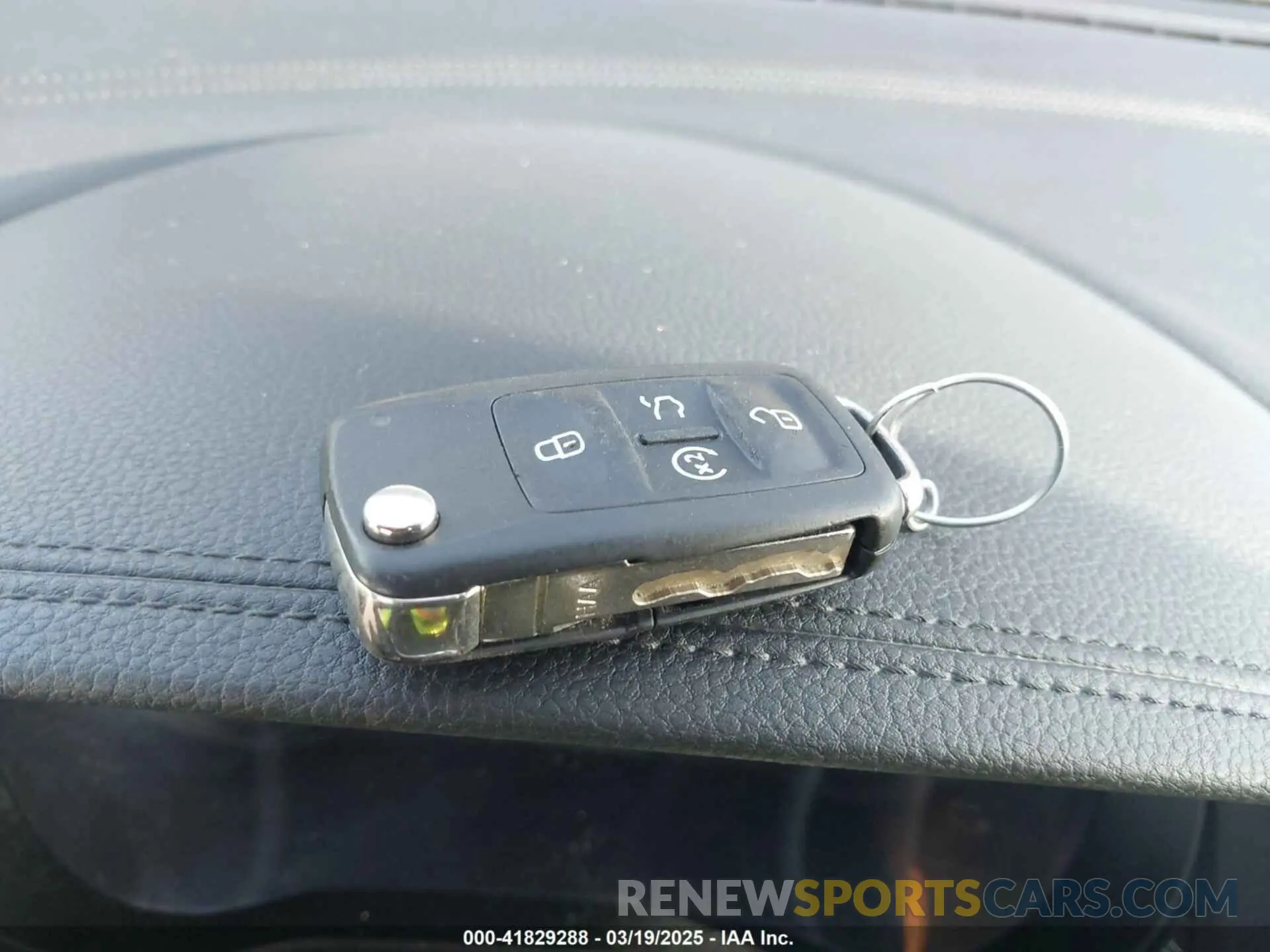 11 fotografías del automóvil dañado 1VWMA7A35MC008516 VOLKSWAGEN PASSAT 2021