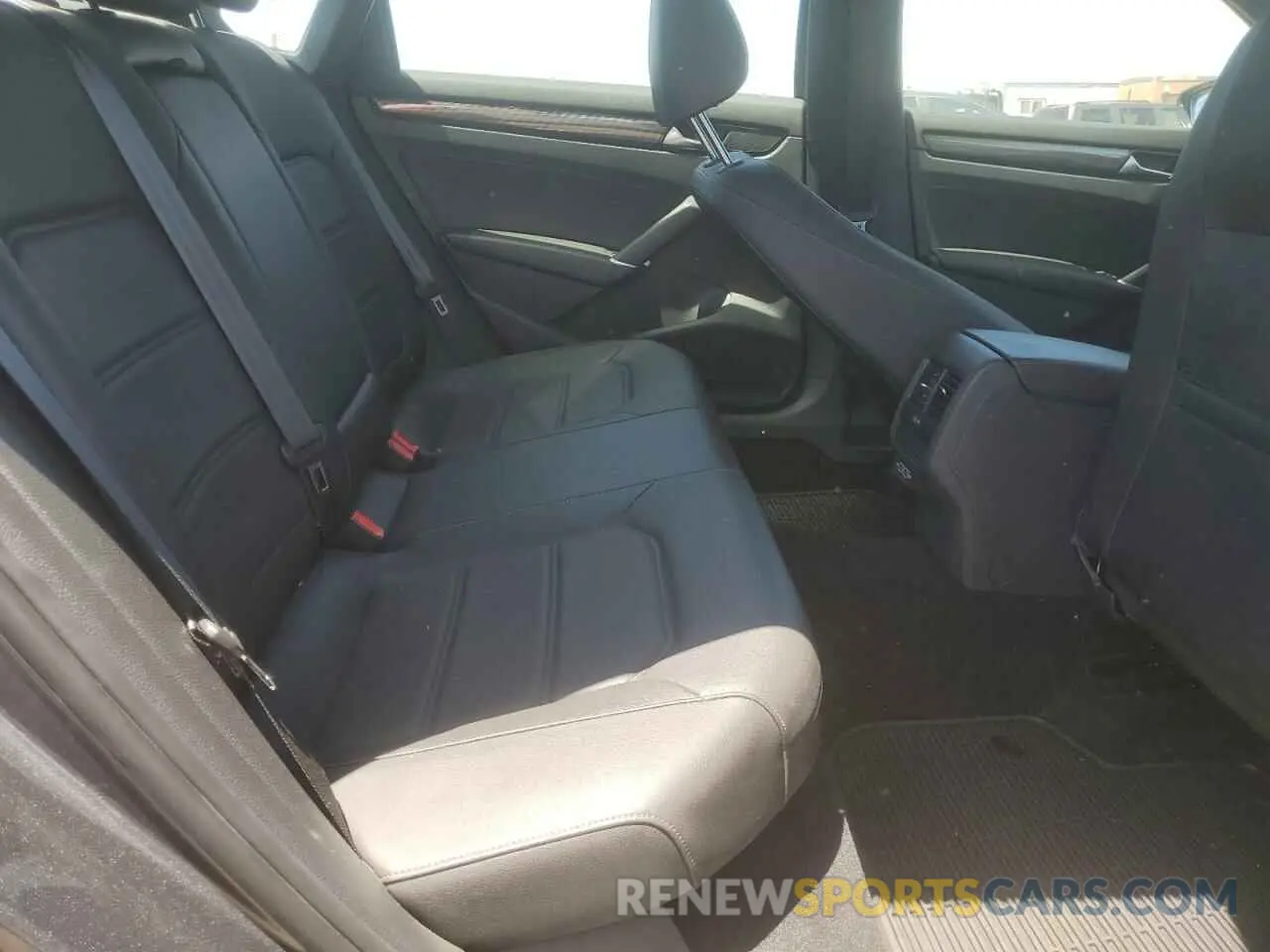 10 fotografías del automóvil dañado 1VWMA7A39MC015355 VOLKSWAGEN PASSAT 2021