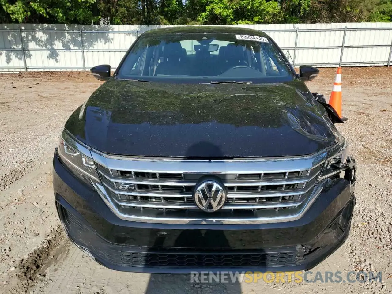 5 fotografías del automóvil dañado 1VWMA7A3XMC014697 VOLKSWAGEN PASSAT 2021