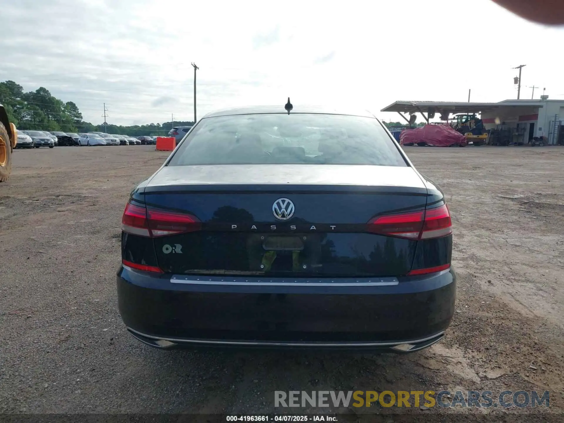 16 fotografías del automóvil dañado 1VWSA7A30MC001044 VOLKSWAGEN PASSAT 2021