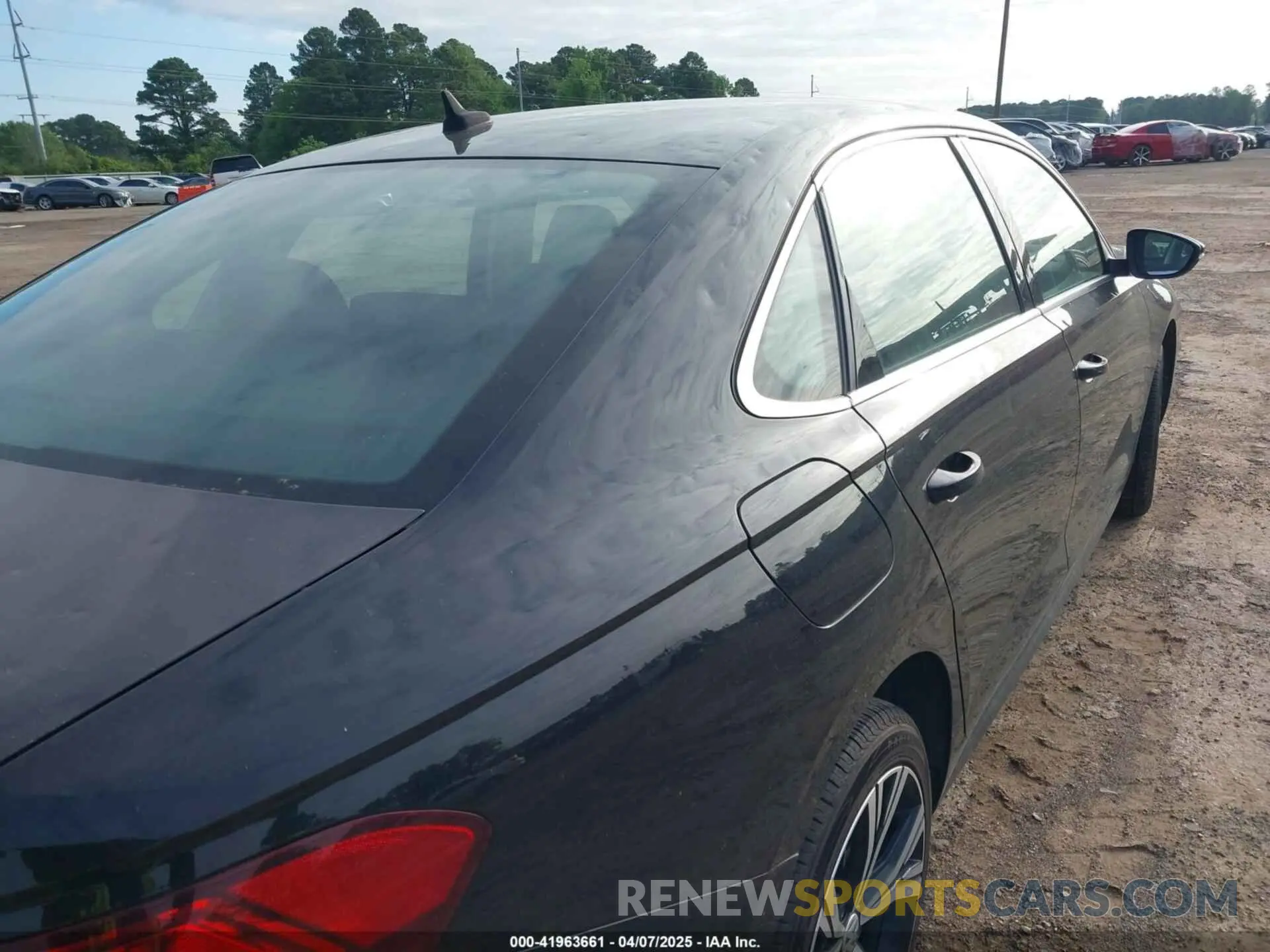 20 fotografías del automóvil dañado 1VWSA7A30MC001044 VOLKSWAGEN PASSAT 2021