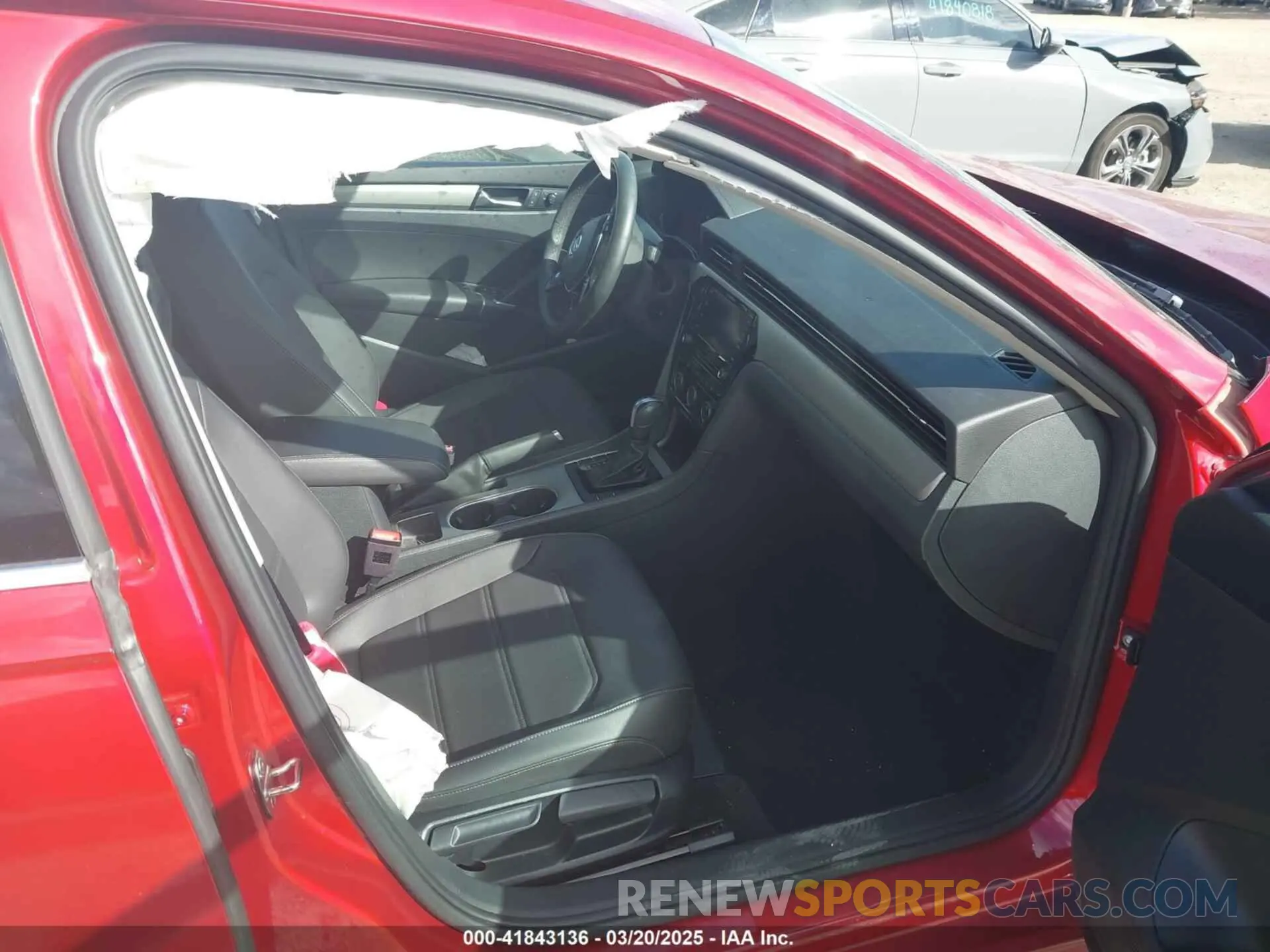 5 fotografías del automóvil dañado 1VWSA7A30MC007748 VOLKSWAGEN PASSAT 2021