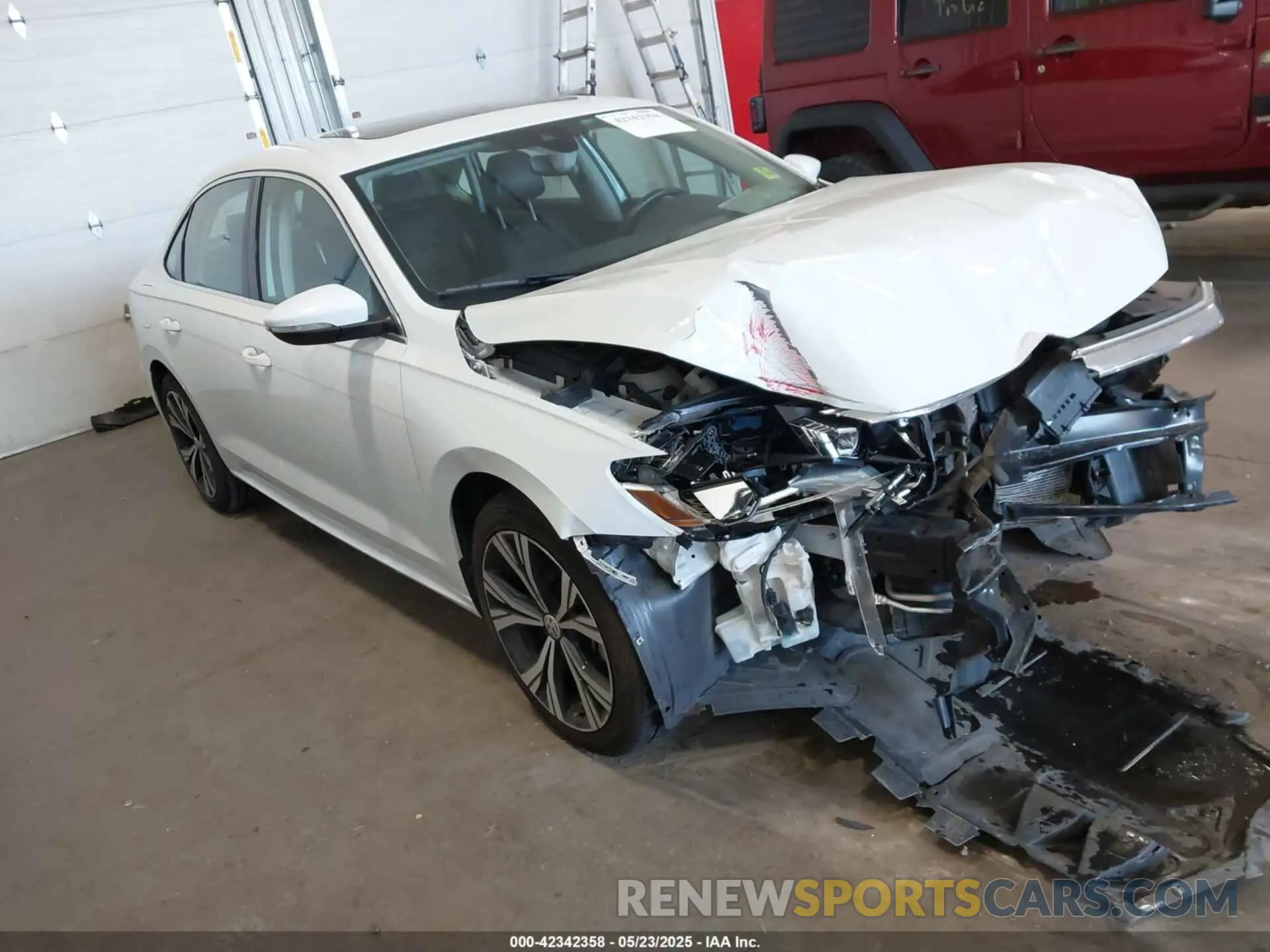 1 fotografías del automóvil dañado 1VWSA7A30MC014179 VOLKSWAGEN PASSAT 2021
