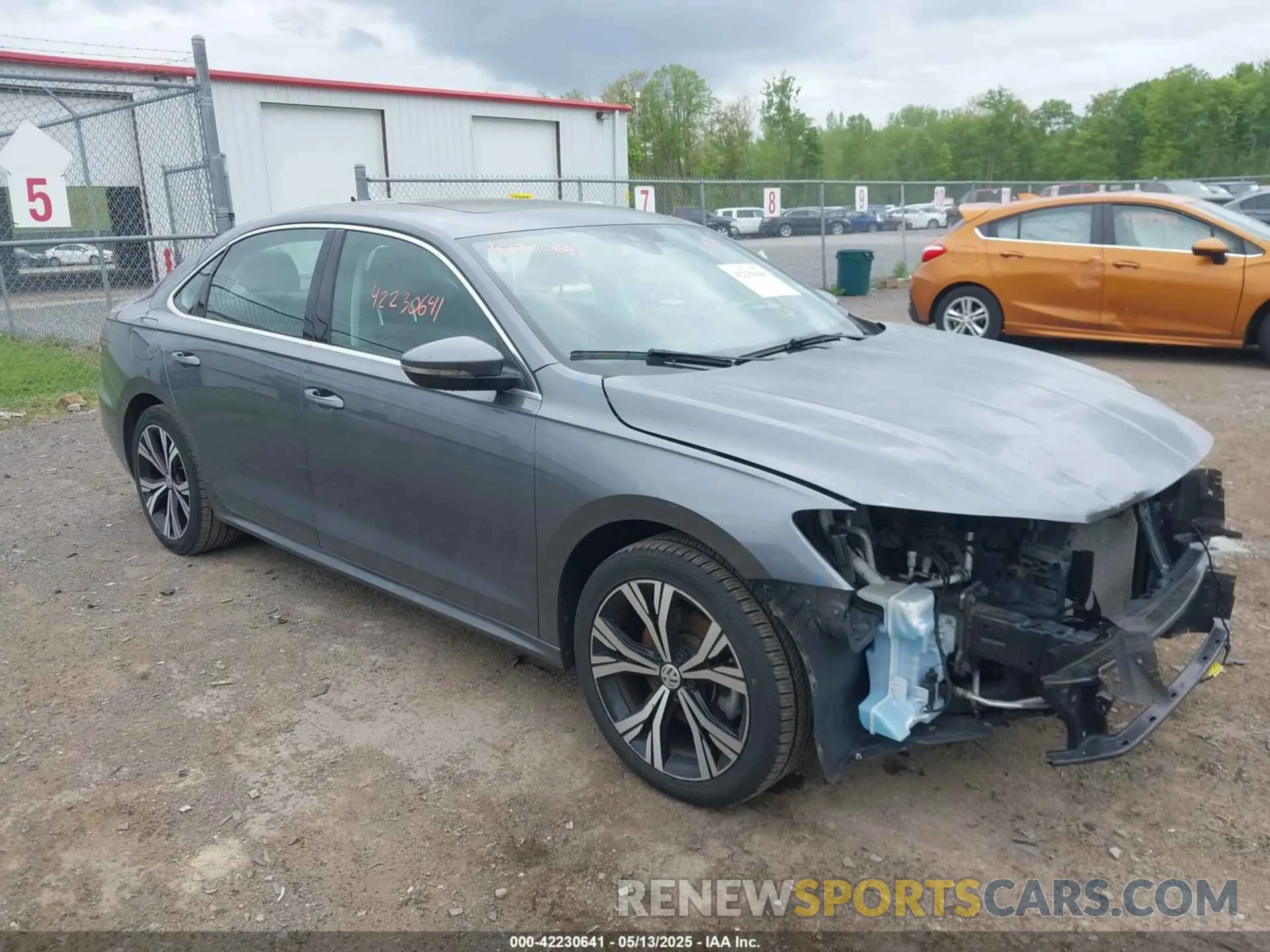 1 fotografías del automóvil dañado 1VWSA7A31MC014191 VOLKSWAGEN PASSAT 2021