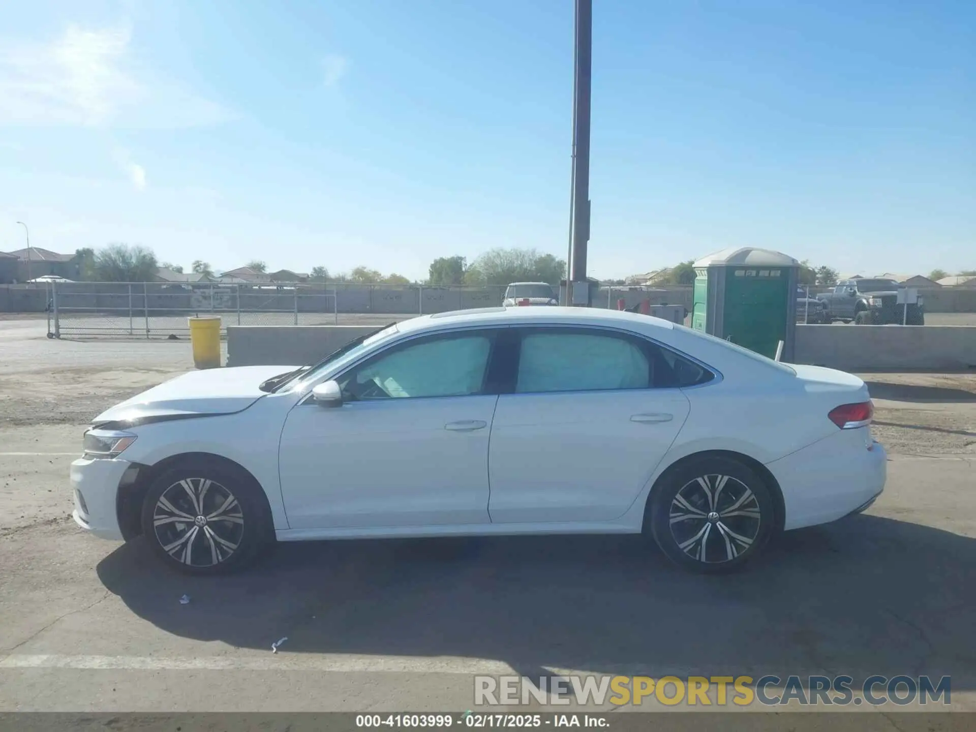 13 fotografías del automóvil dañado 1VWSA7A32MC001319 VOLKSWAGEN PASSAT 2021