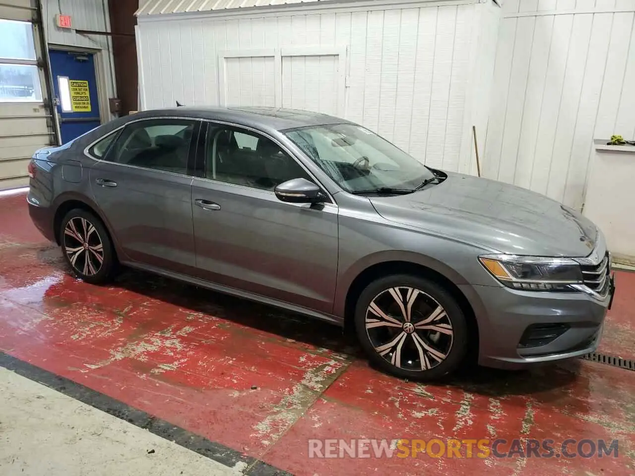 4 fotografías del automóvil dañado 1VWSA7A33MC000647 VOLKSWAGEN PASSAT 2021