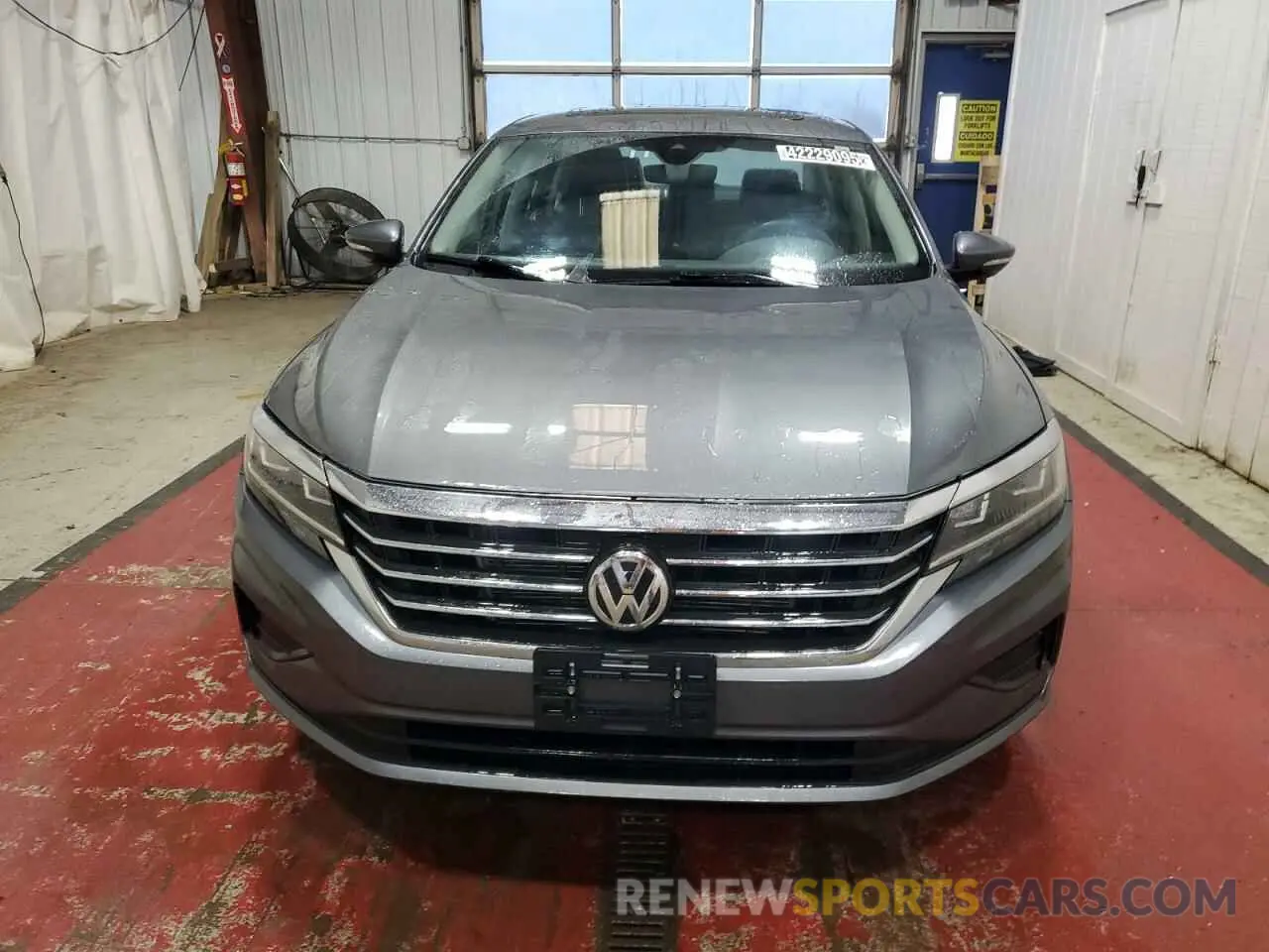 5 fotografías del automóvil dañado 1VWSA7A33MC000647 VOLKSWAGEN PASSAT 2021