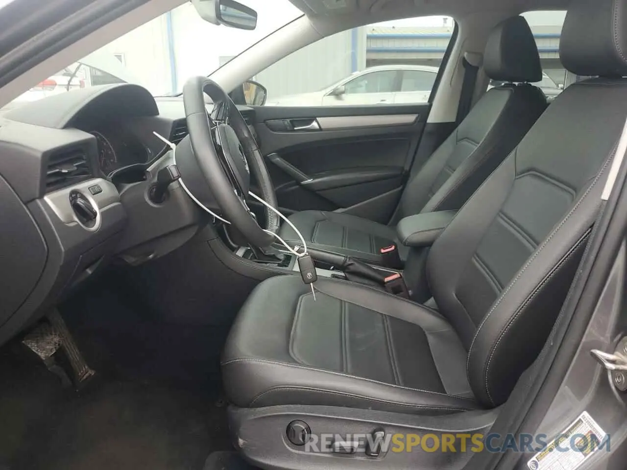 7 fotografías del automóvil dañado 1VWSA7A33MC002009 VOLKSWAGEN PASSAT 2021