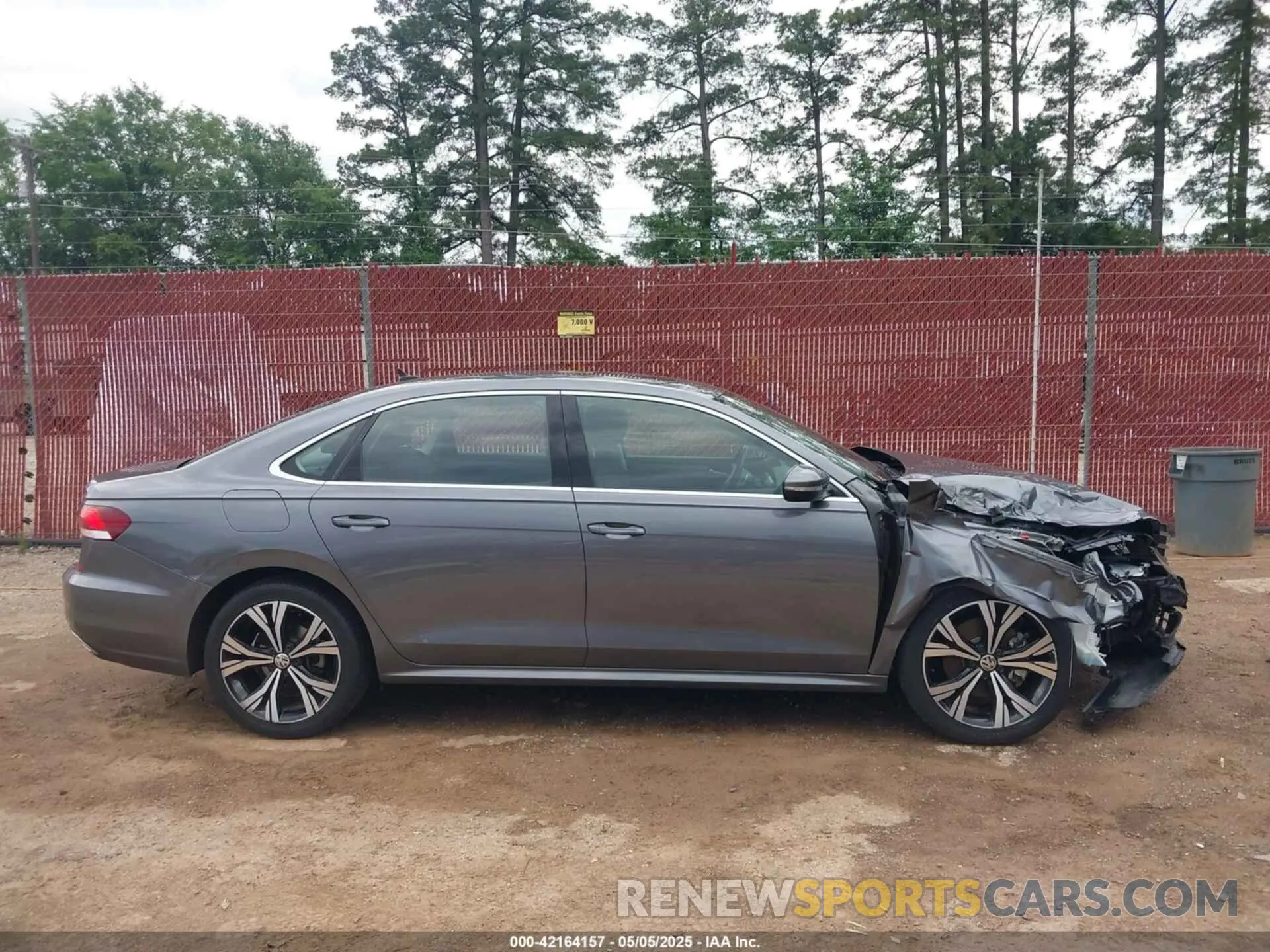 13 fotografías del automóvil dañado 1VWSA7A34MC019045 VOLKSWAGEN PASSAT 2021