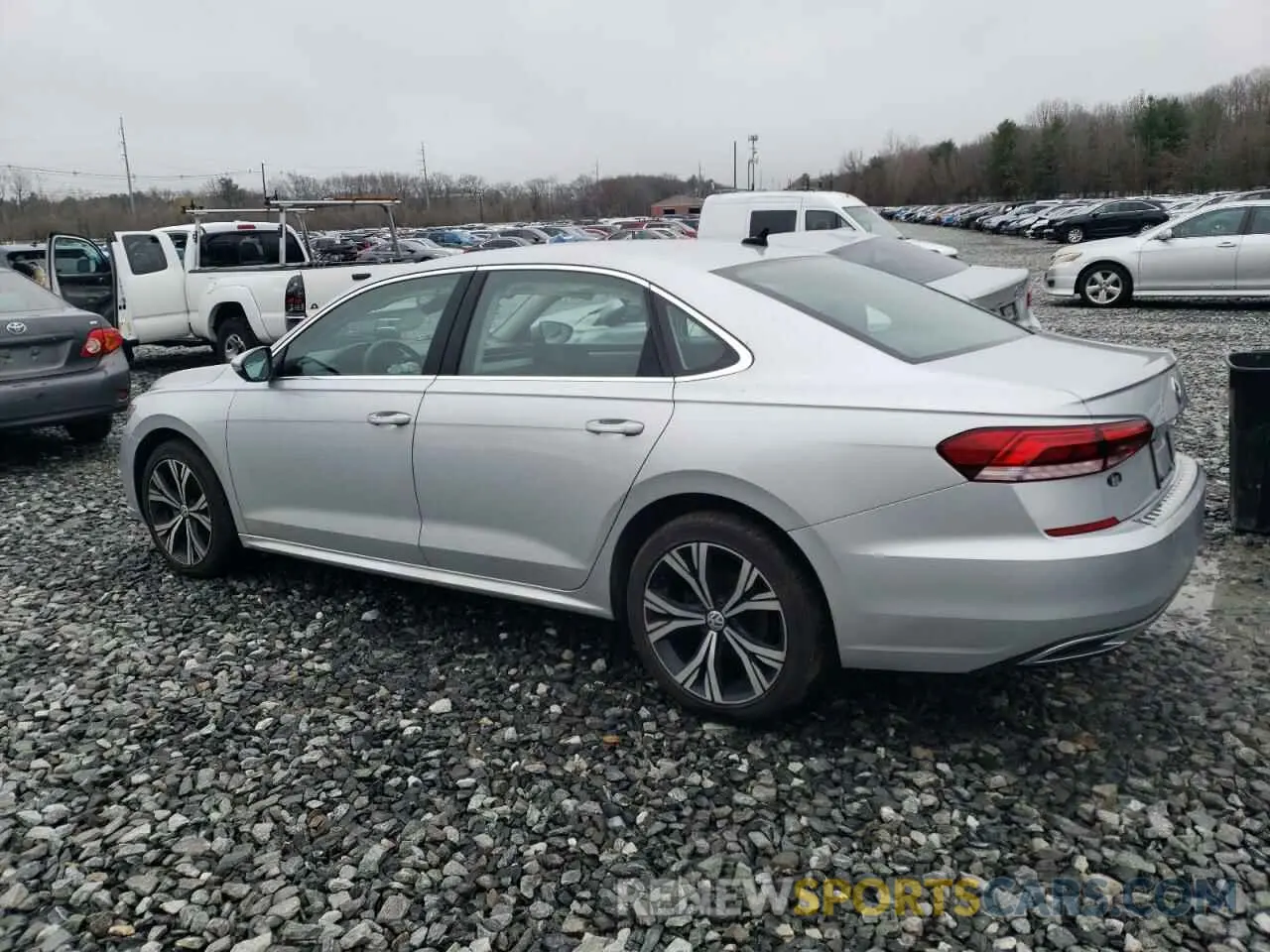 2 fotografías del automóvil dañado 1VWSA7A36MC012971 VOLKSWAGEN PASSAT 2021