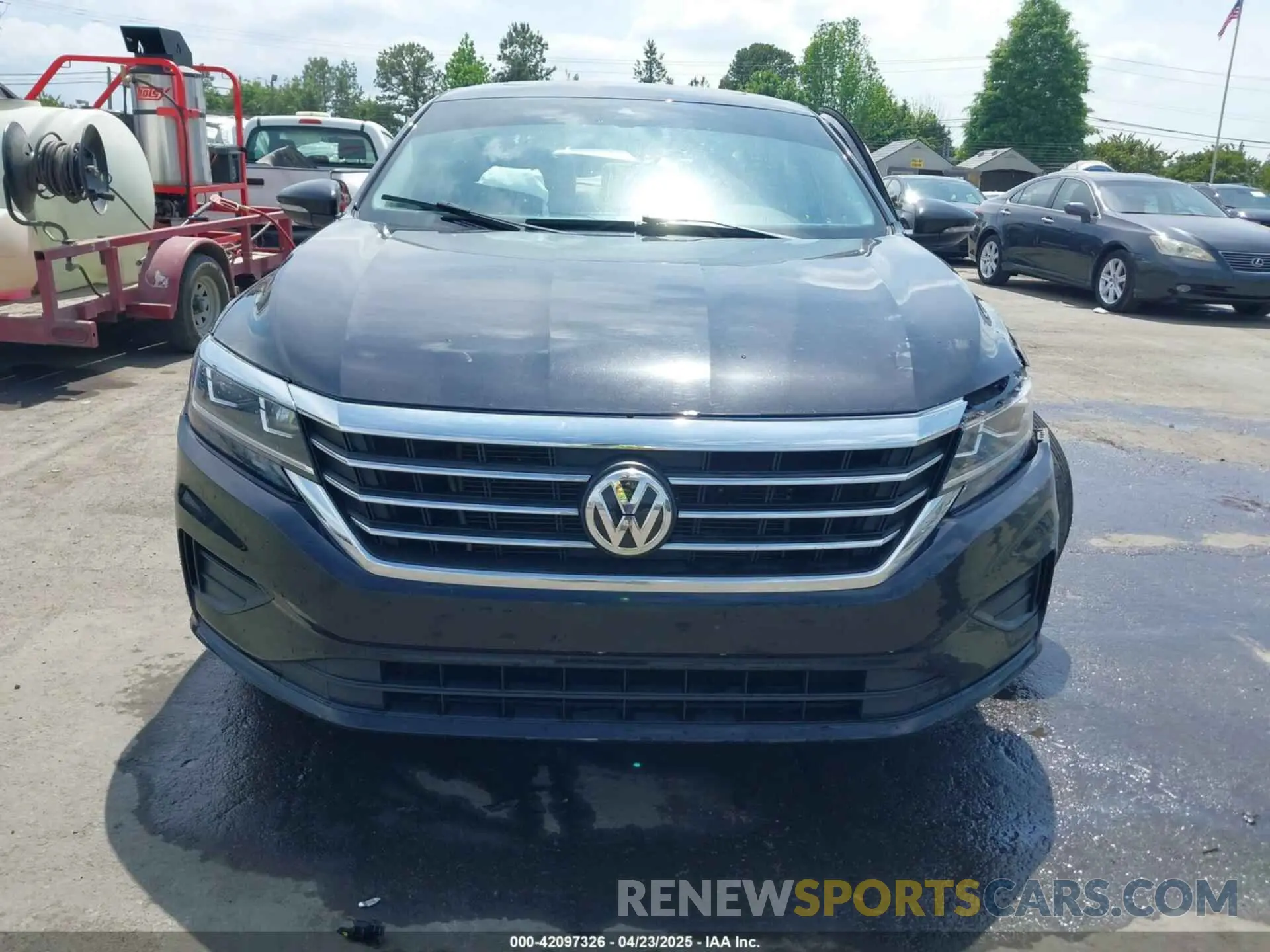 12 fotografías del automóvil dañado 1VWSA7A39MC002421 VOLKSWAGEN PASSAT 2021