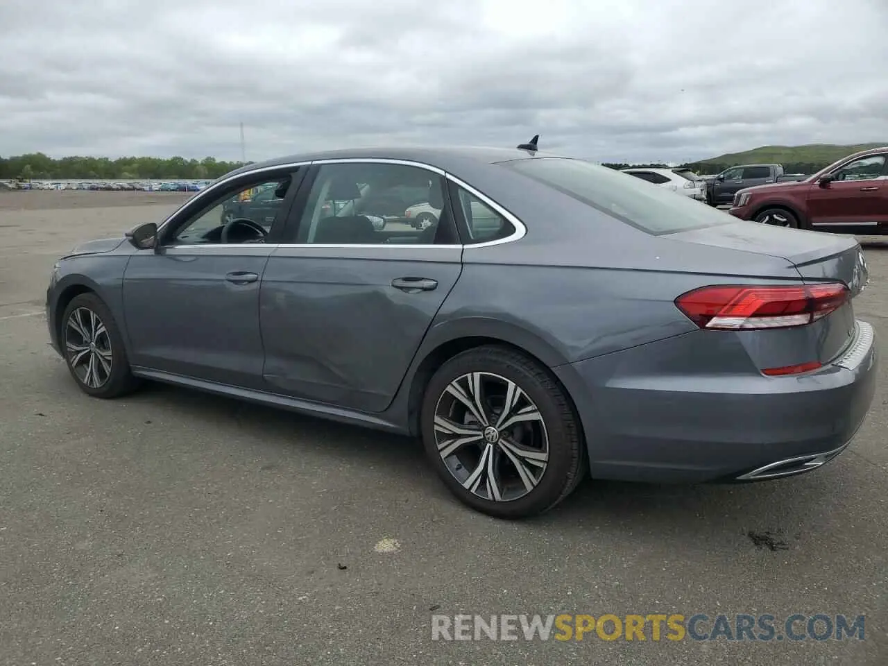 2 fotografías del automóvil dañado 1VWSA7A39MC003620 VOLKSWAGEN PASSAT 2021
