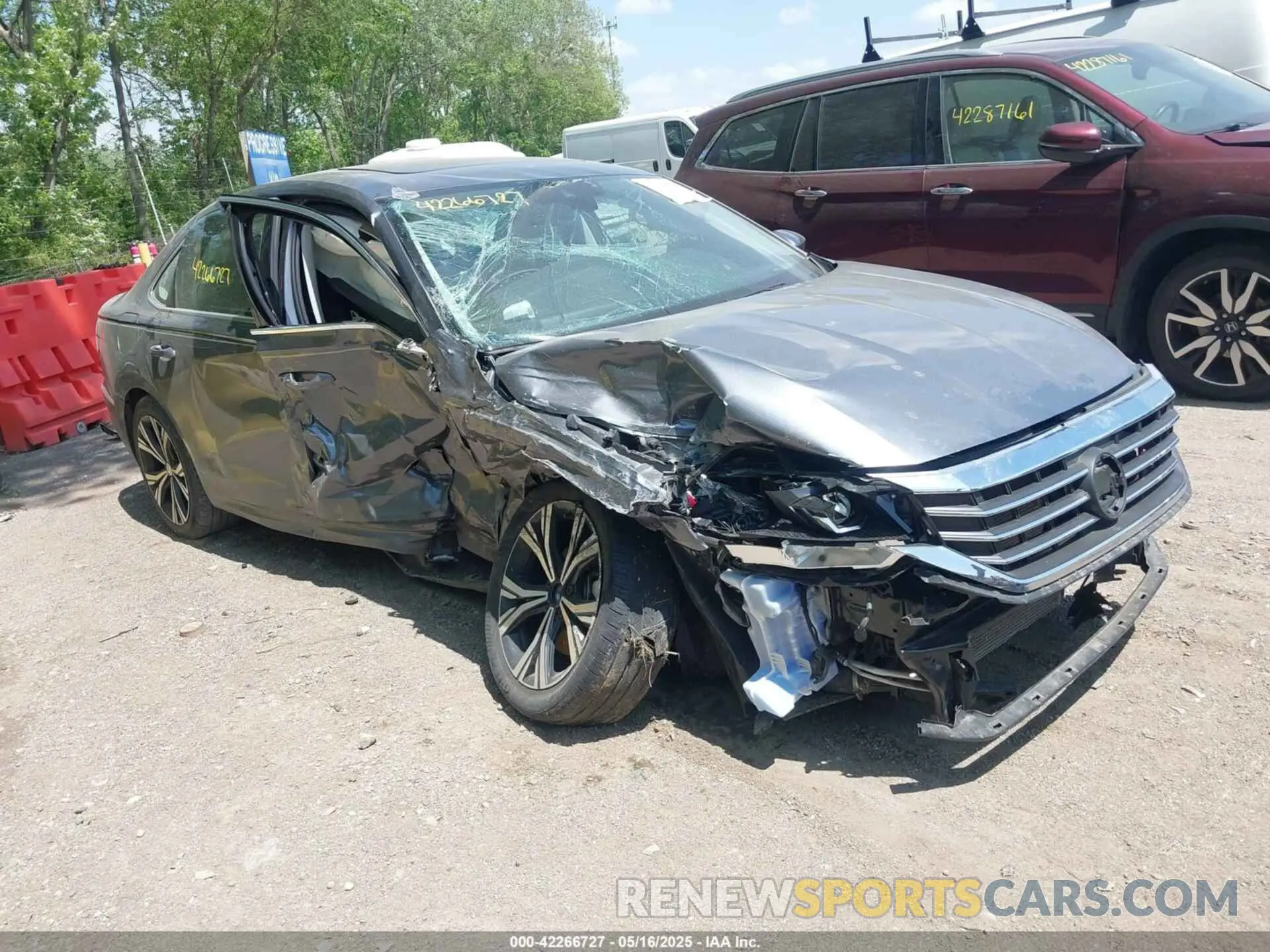 1 fotografías del automóvil dañado 1VWSA7A3XMC007790 VOLKSWAGEN PASSAT 2021