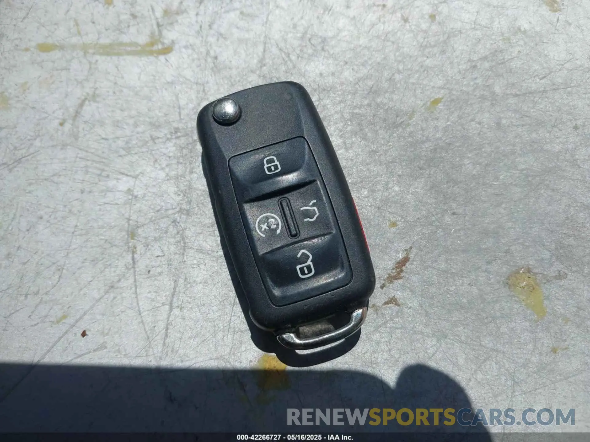 11 fotografías del automóvil dañado 1VWSA7A3XMC007790 VOLKSWAGEN PASSAT 2021