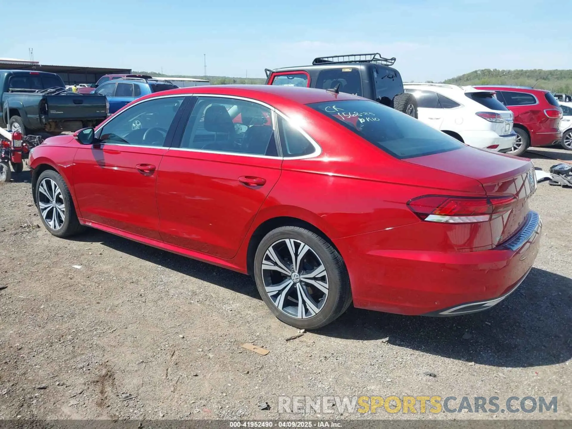 3 fotografías del automóvil dañado 1VWSA7A30NC002308 VOLKSWAGEN PASSAT 2022