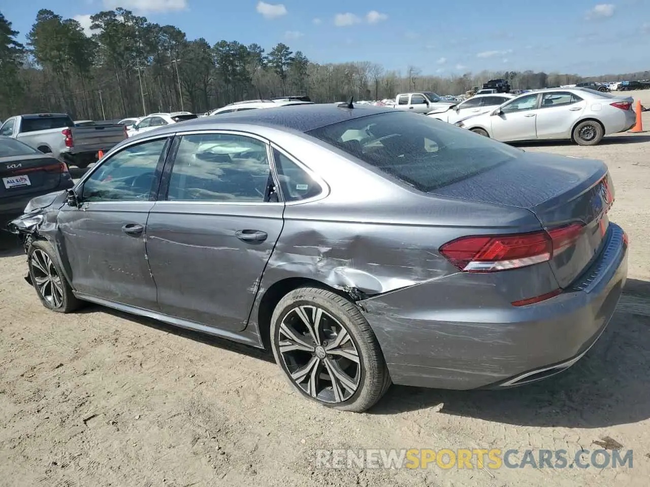 2 fotografías del automóvil dañado 1VWSA7A30NC008898 VOLKSWAGEN PASSAT 2022