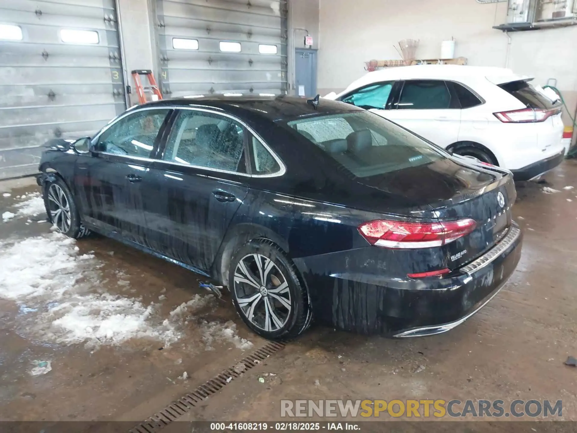 3 fotografías del automóvil dañado 1VWSA7A31NC003418 VOLKSWAGEN PASSAT 2022