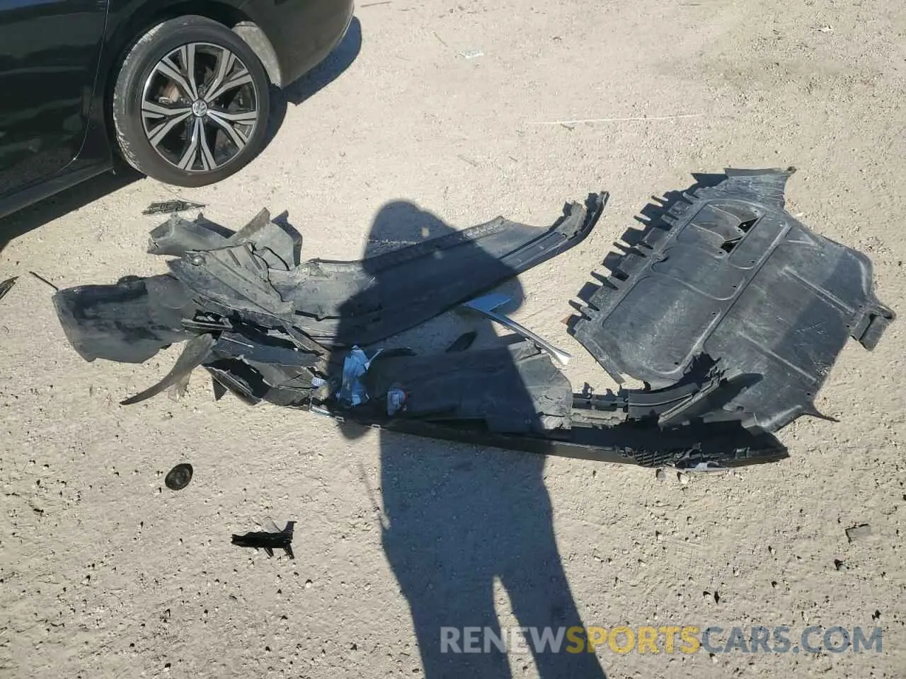 14 fotografías del automóvil dañado 1VWSA7A31NC008473 VOLKSWAGEN PASSAT 2022