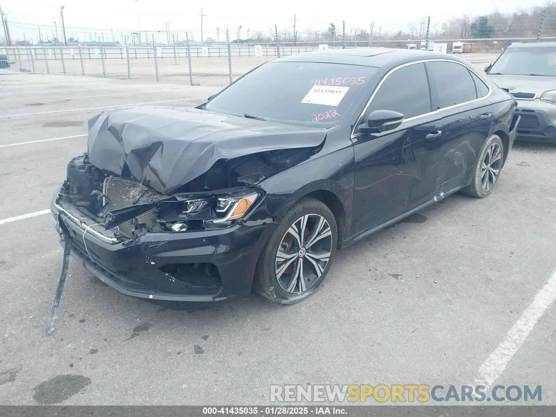2 fotografías del automóvil dañado 1VWSA7A36NC009134 VOLKSWAGEN PASSAT 2022