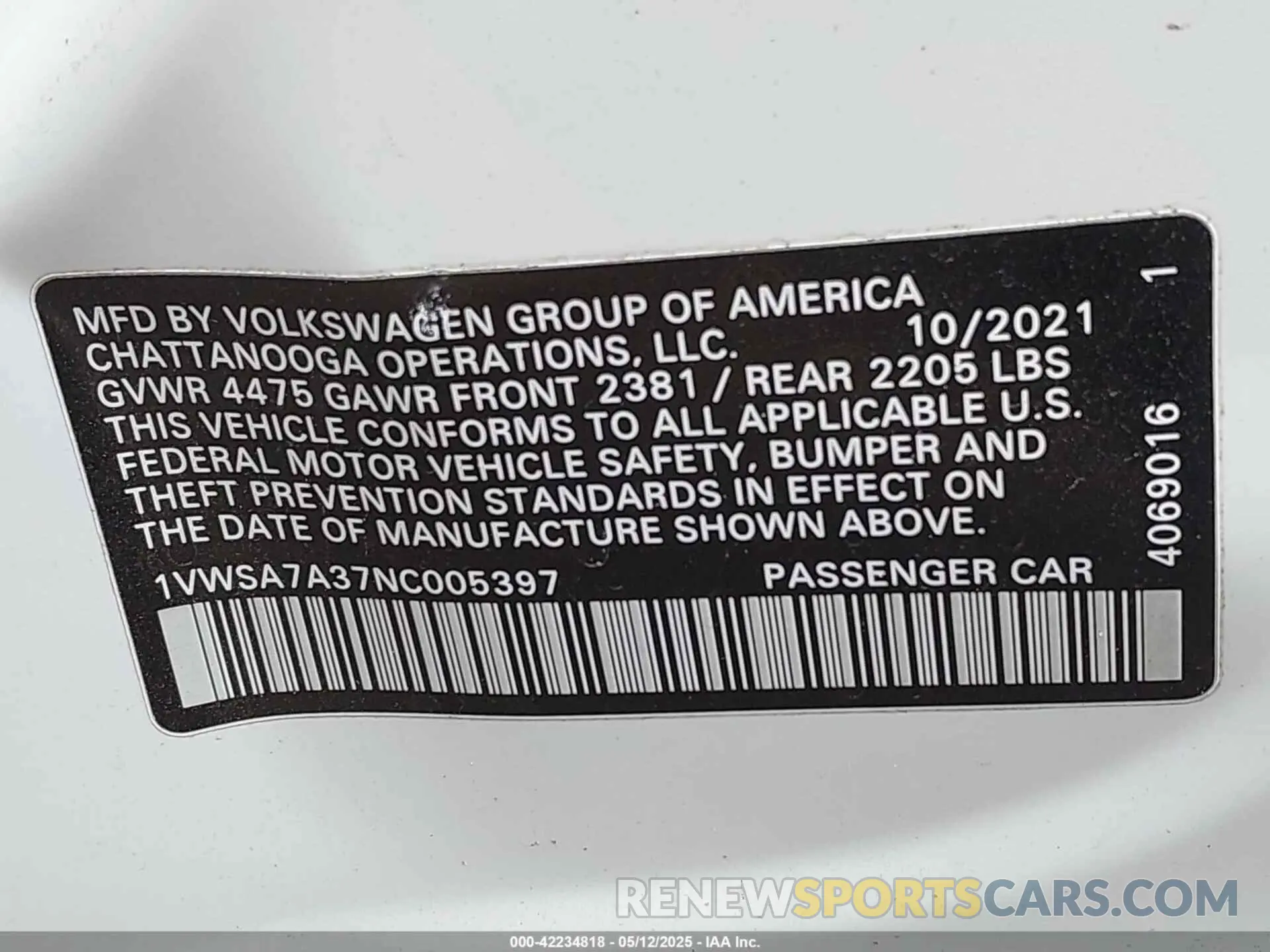 9 fotografías del automóvil dañado 1VWSA7A37NC005397 VOLKSWAGEN PASSAT 2022