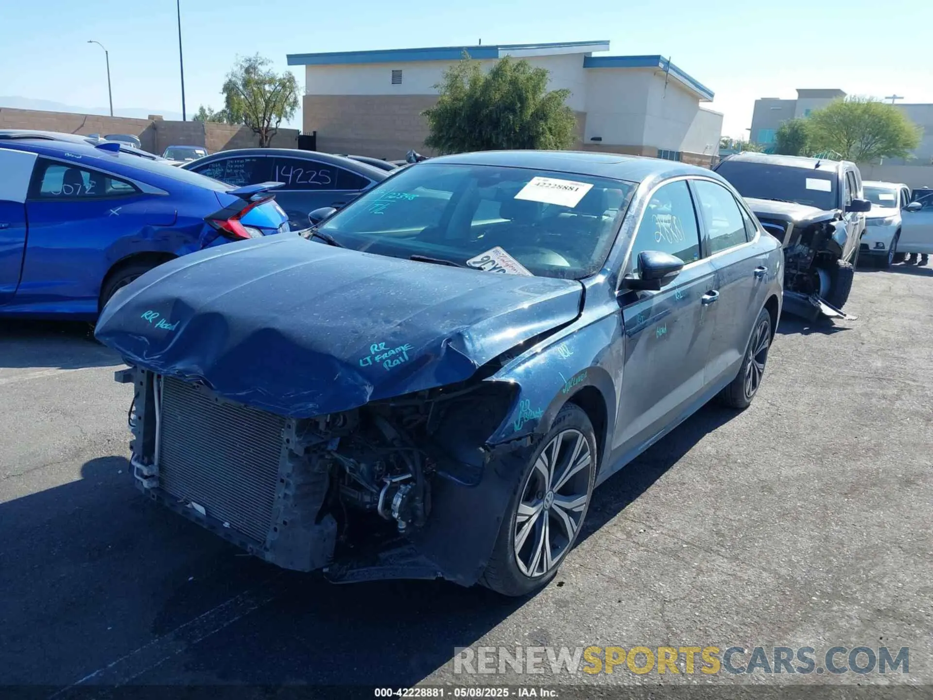 2 fotografías del automóvil dañado 1VWSA7A37NC007103 VOLKSWAGEN PASSAT 2022