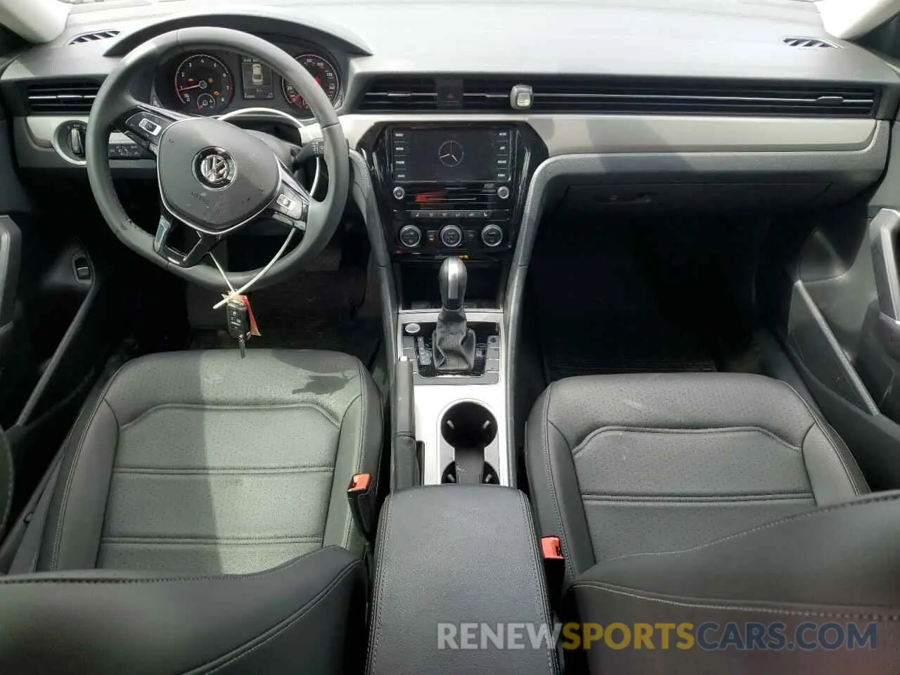 8 fotografías del automóvil dañado 1VWSA7A37NC007960 VOLKSWAGEN PASSAT 2022