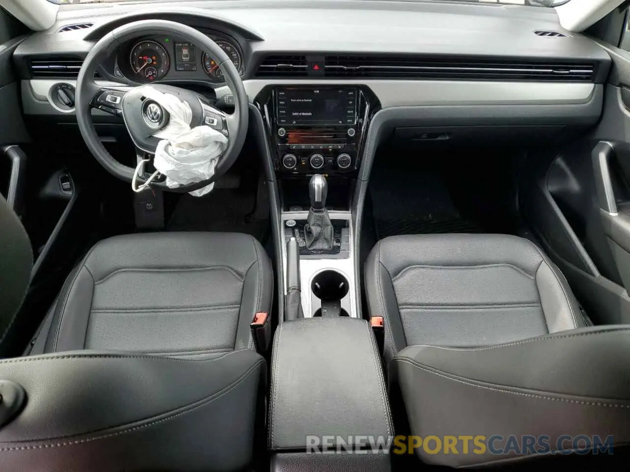 8 fotografías del automóvil dañado 1VWSA7A39NC000413 VOLKSWAGEN PASSAT 2022