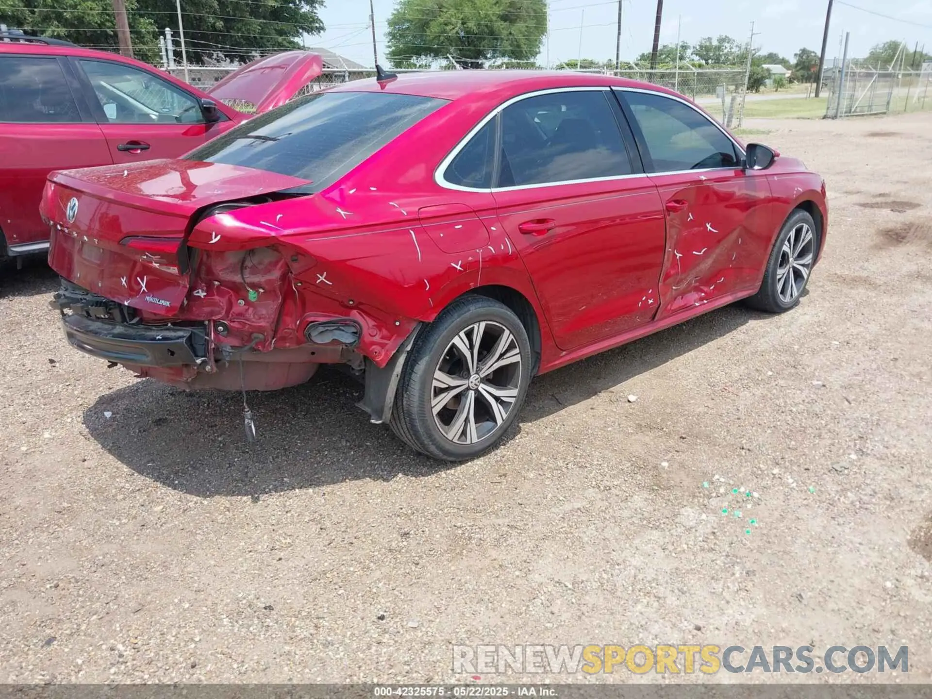4 fotografías del automóvil dañado 1VWSA7A3XNC002431 VOLKSWAGEN PASSAT 2022
