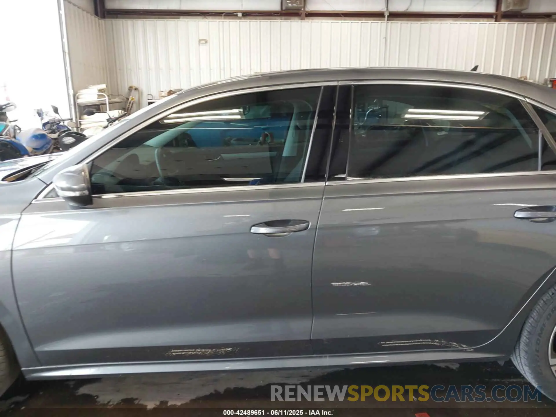 14 fotografías del automóvil dañado 1VWSA7A3XNC003854 VOLKSWAGEN PASSAT 2022