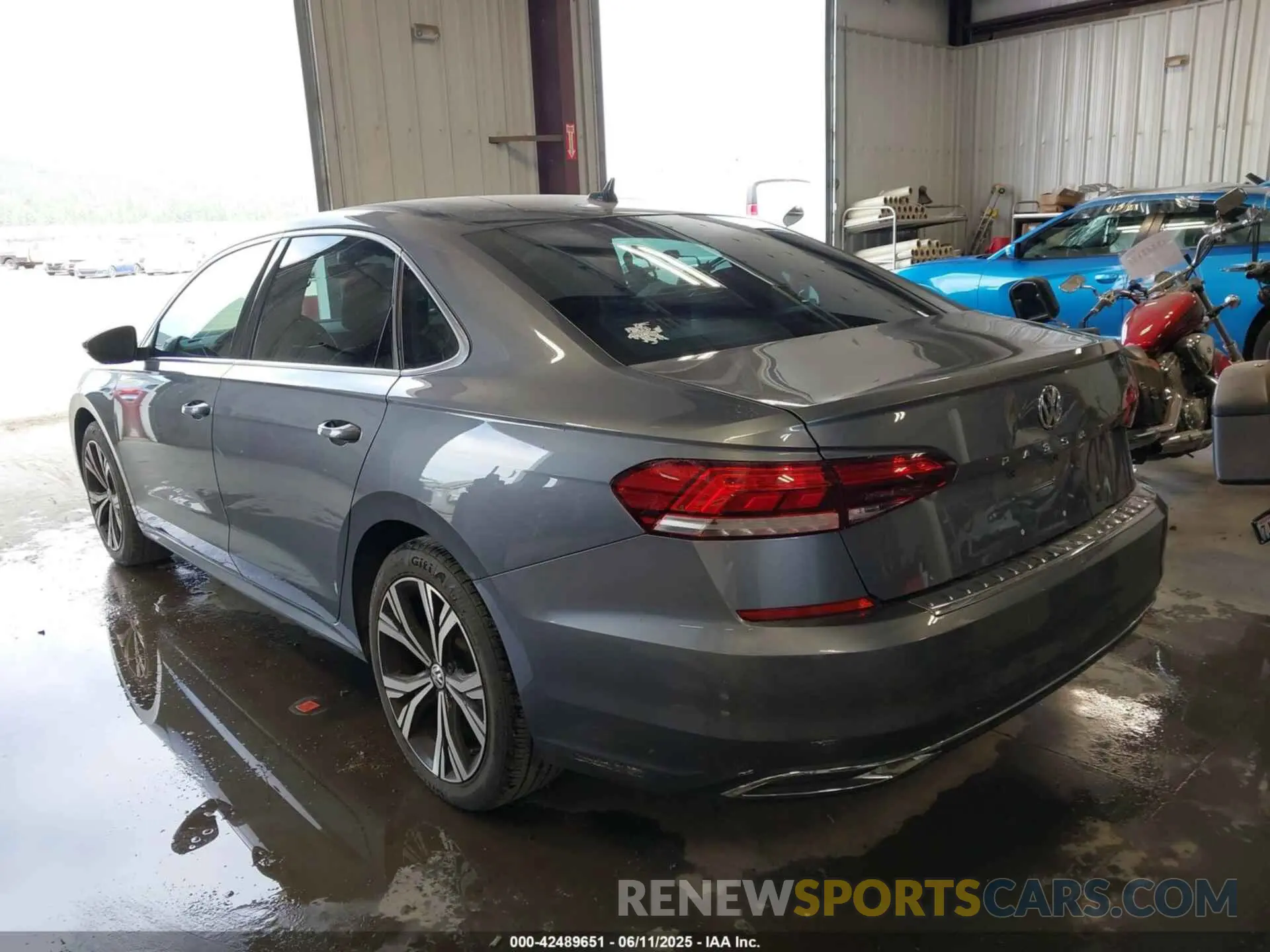 3 fotografías del automóvil dañado 1VWSA7A3XNC003854 VOLKSWAGEN PASSAT 2022