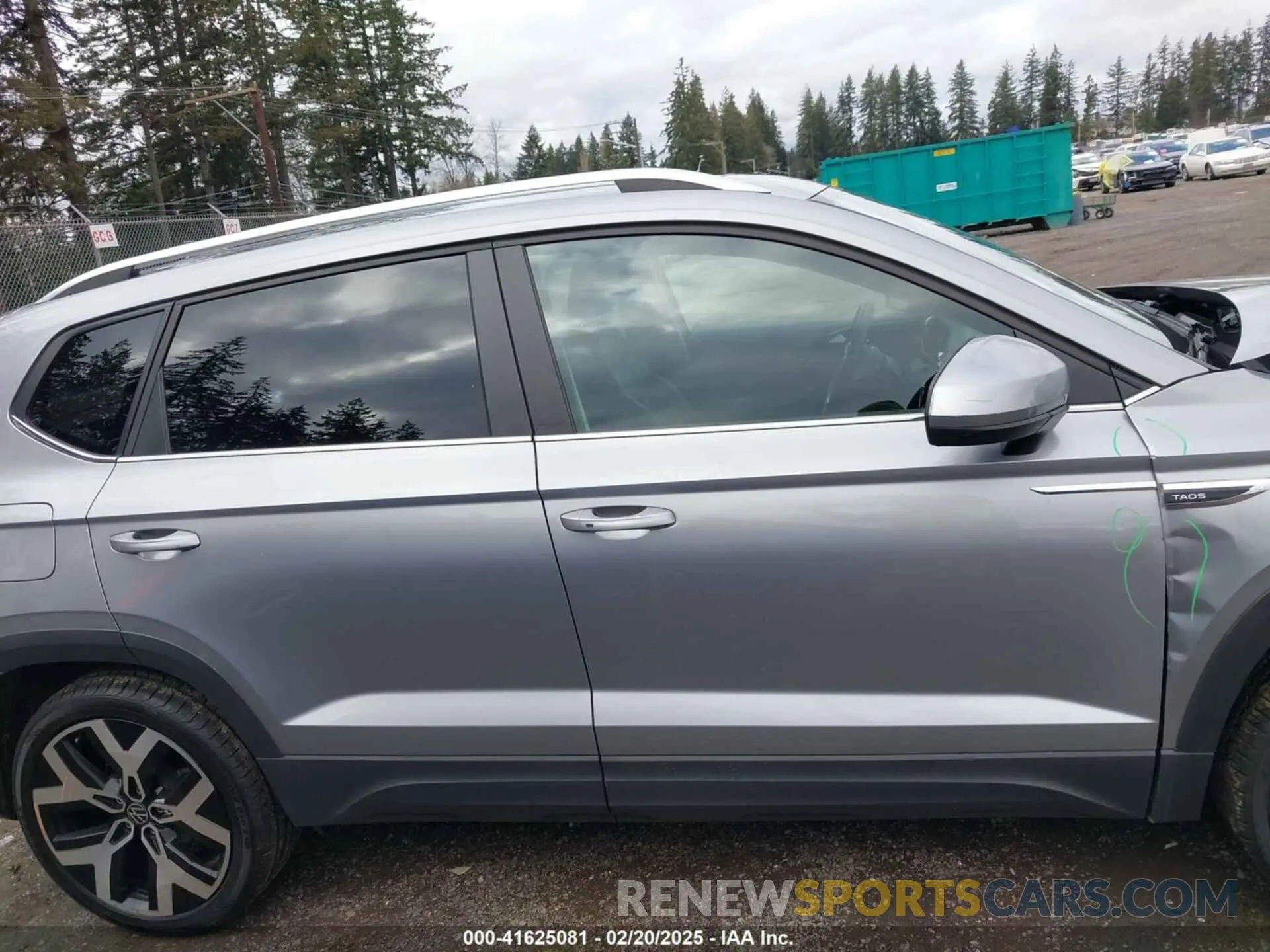 13 fotografías del automóvil dañado 3VV2X7B22NM090169 VOLKSWAGEN TAOS 2022