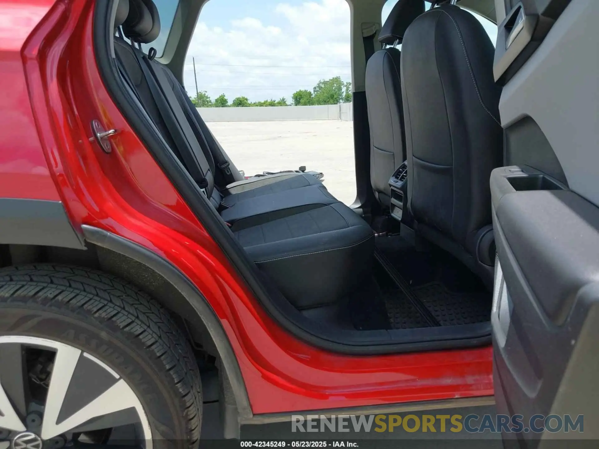 8 fotografías del automóvil dañado 3VVLX7B29NM038915 VOLKSWAGEN TAOS 2022