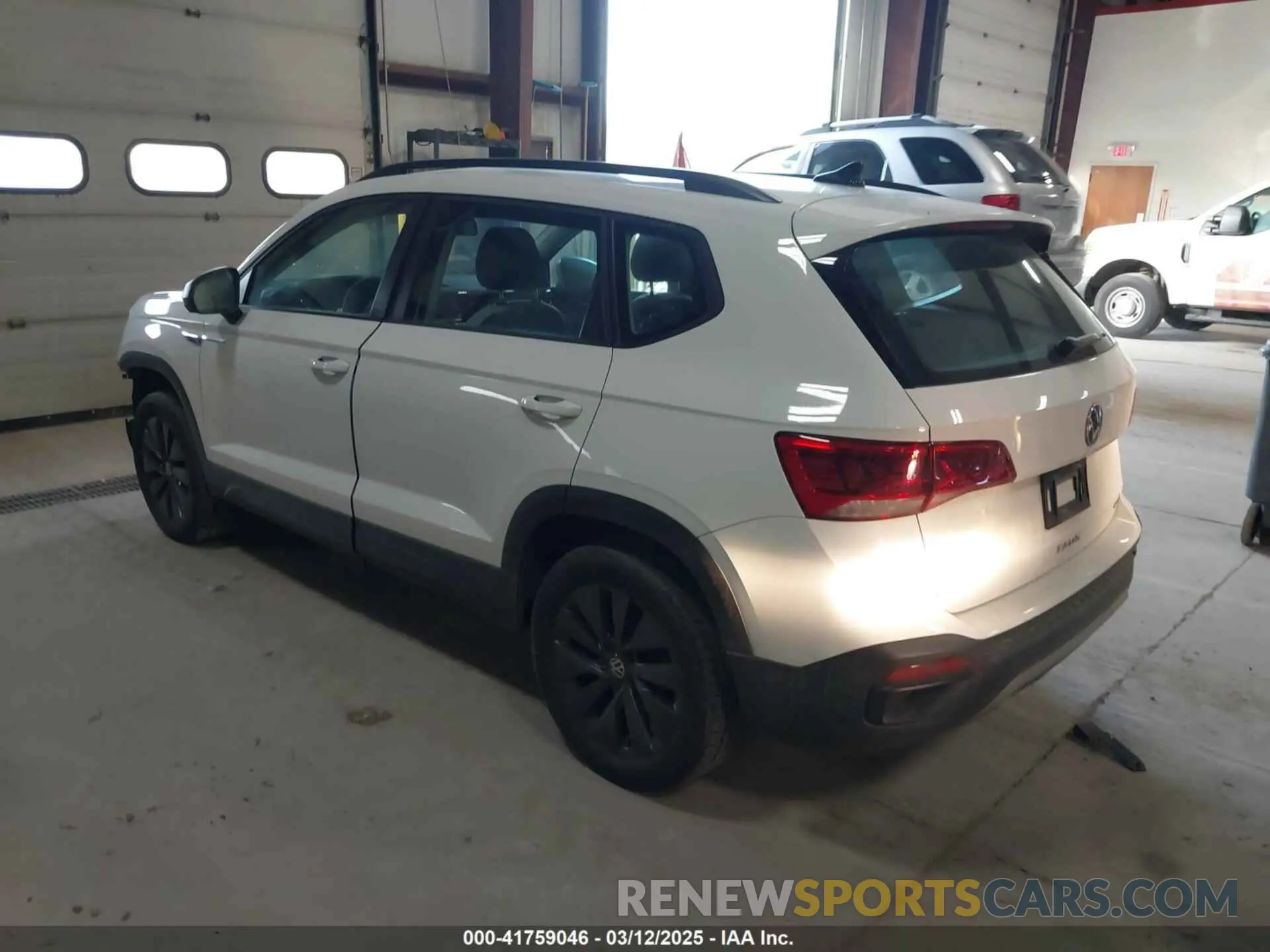 3 fotografías del automóvil dañado 3VVMX7B24NM036848 VOLKSWAGEN TAOS 2022