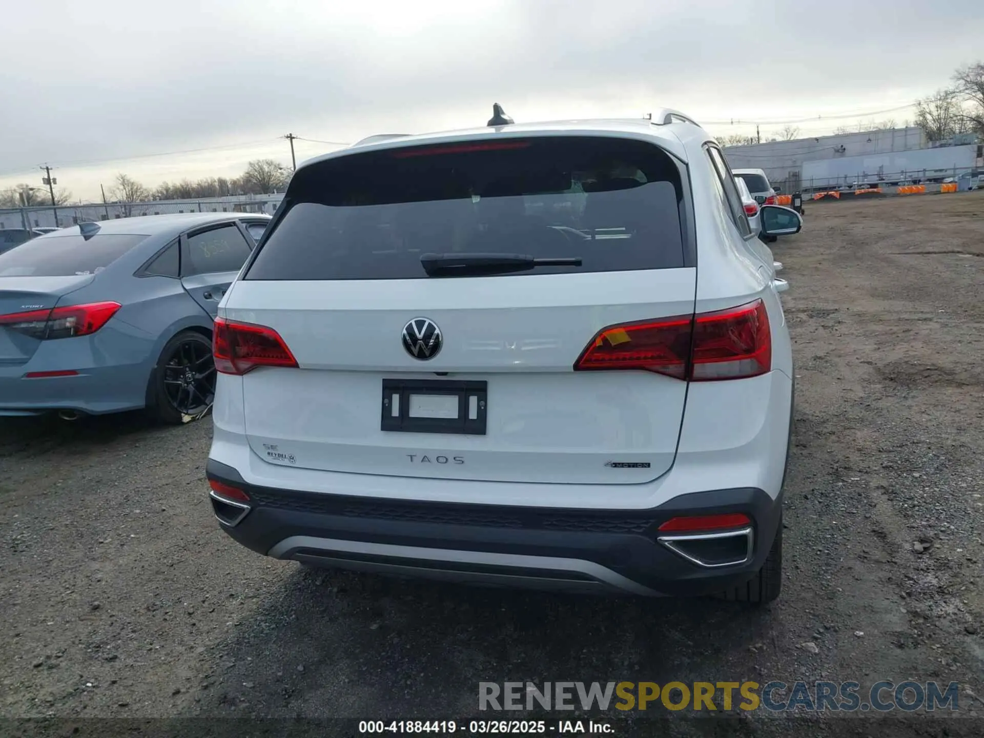 16 fotografías del automóvil dañado 3VVPX7B27NM028787 VOLKSWAGEN TAOS 2022
