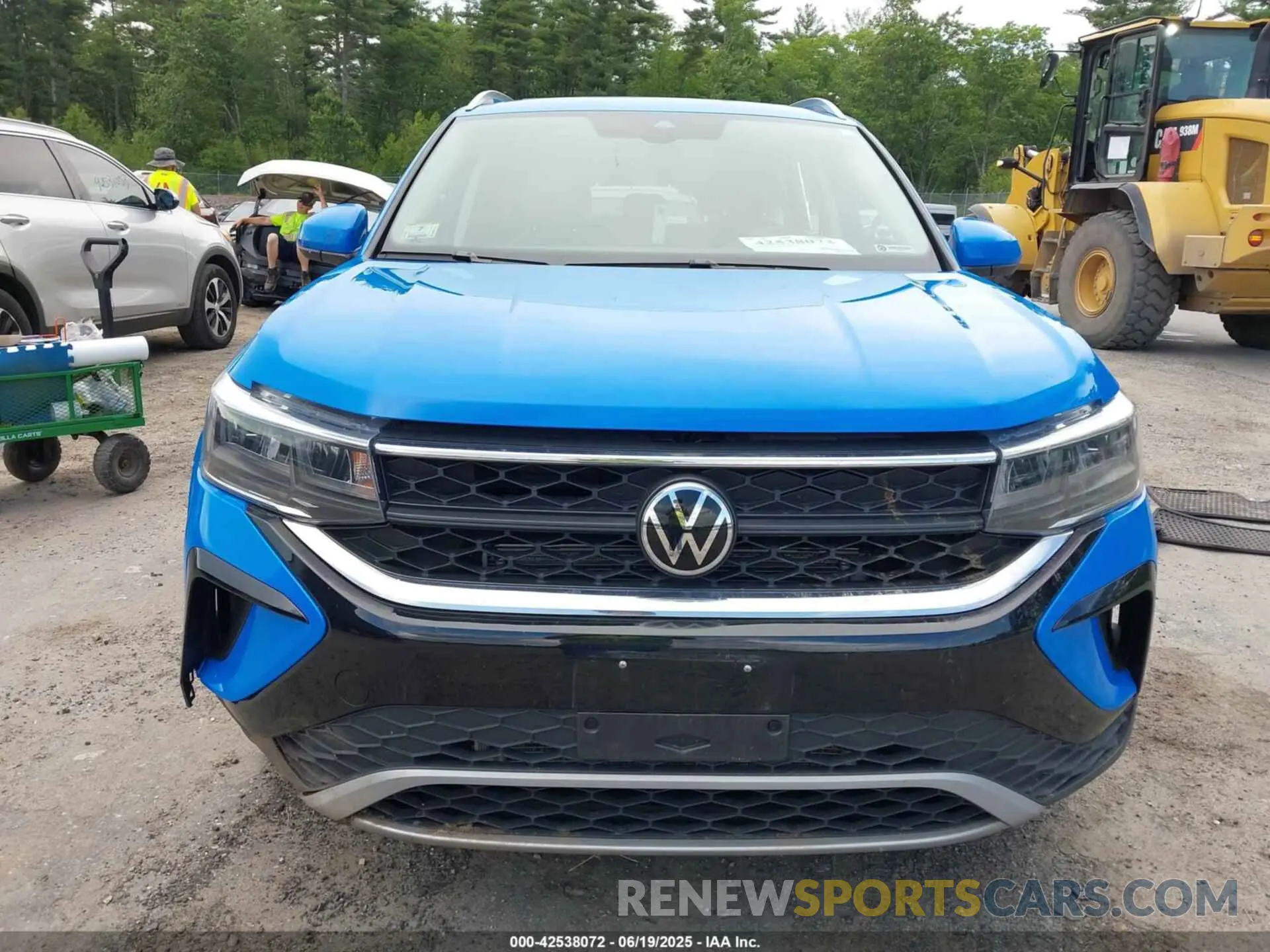 12 fotografías del automóvil dañado 3VVPX7B28NM055495 VOLKSWAGEN TAOS 2022