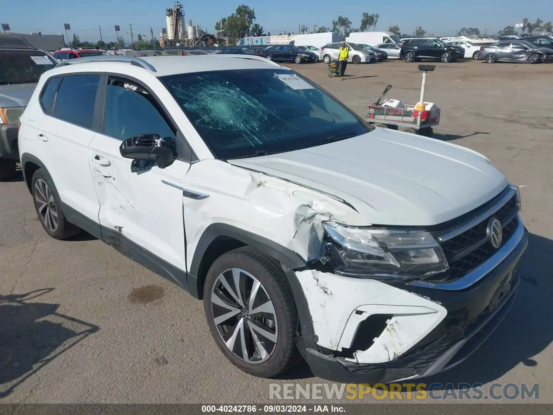 1 fotografías del automóvil dañado 3VVRX7B22NM074620 VOLKSWAGEN TAOS 2022
