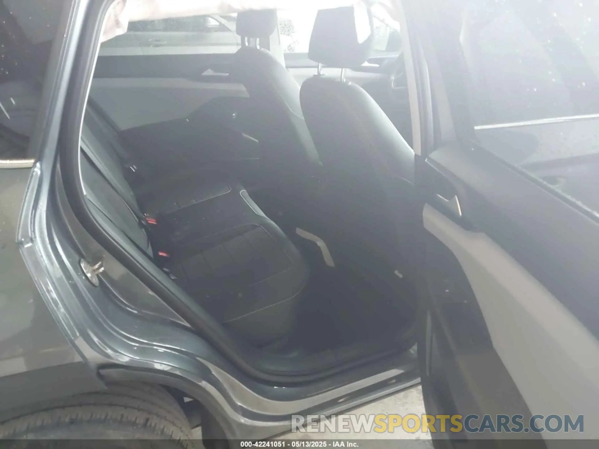 8 fotografías del automóvil dañado 3VVRX7B24NM092603 VOLKSWAGEN TAOS 2022