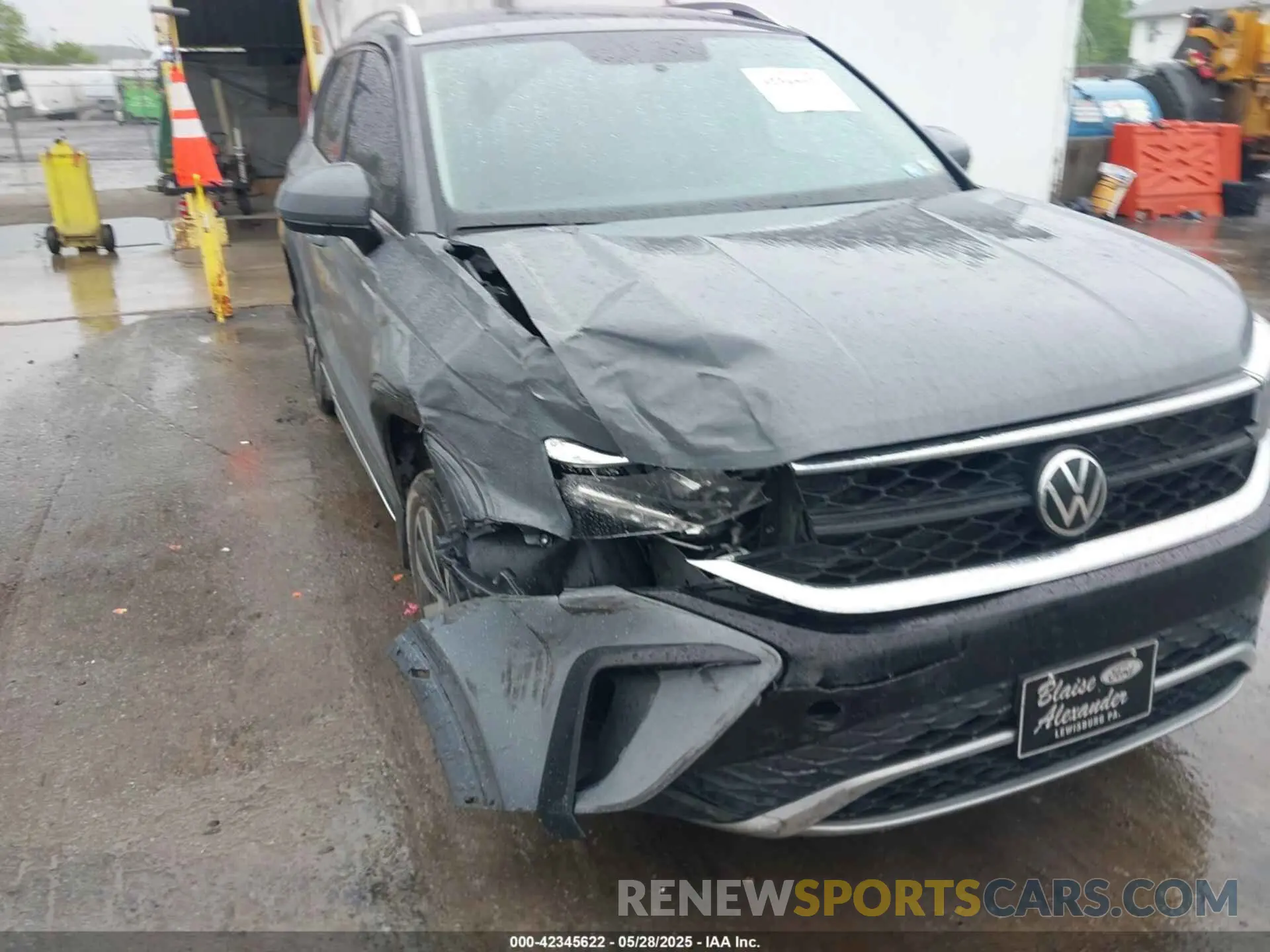 6 fotografías del automóvil dañado 3VVRX7B28NM013577 VOLKSWAGEN TAOS 2022
