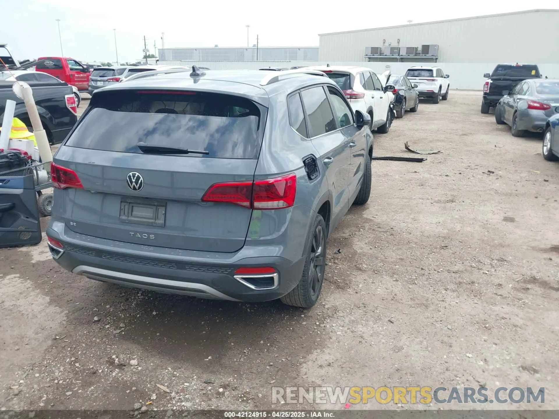 4 fotografías del automóvil dañado 3VVRX7B29NM084478 VOLKSWAGEN TAOS 2022