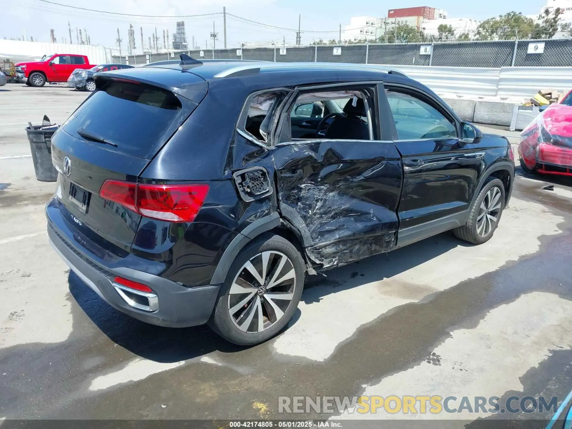 4 fotografías del automóvil dañado 3VVRX7B2XNM068564 VOLKSWAGEN TAOS 2022