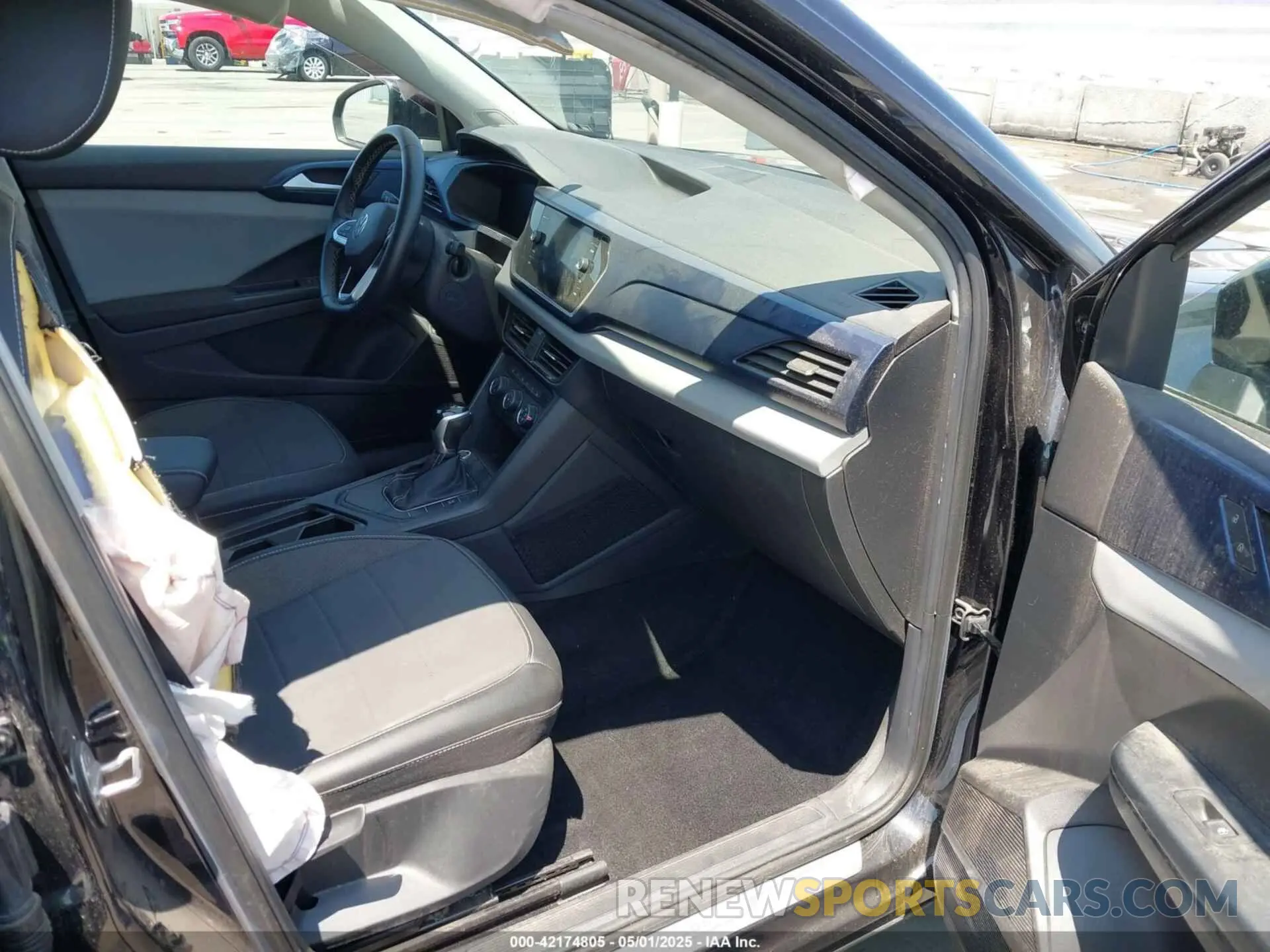 5 fotografías del automóvil dañado 3VVRX7B2XNM068564 VOLKSWAGEN TAOS 2022