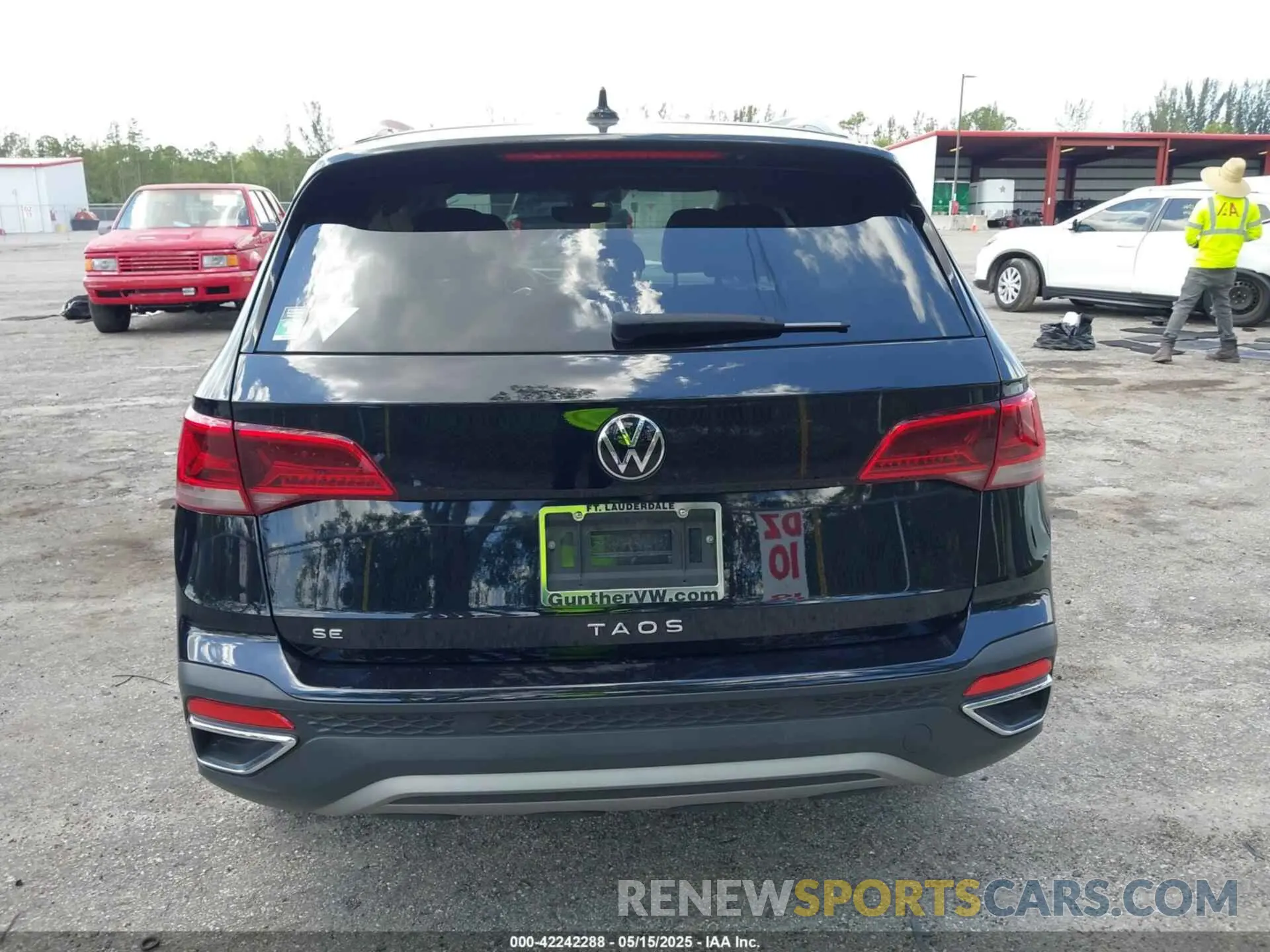 16 fotografías del automóvil dañado 3VVSX7B24NM091016 VOLKSWAGEN TAOS 2022