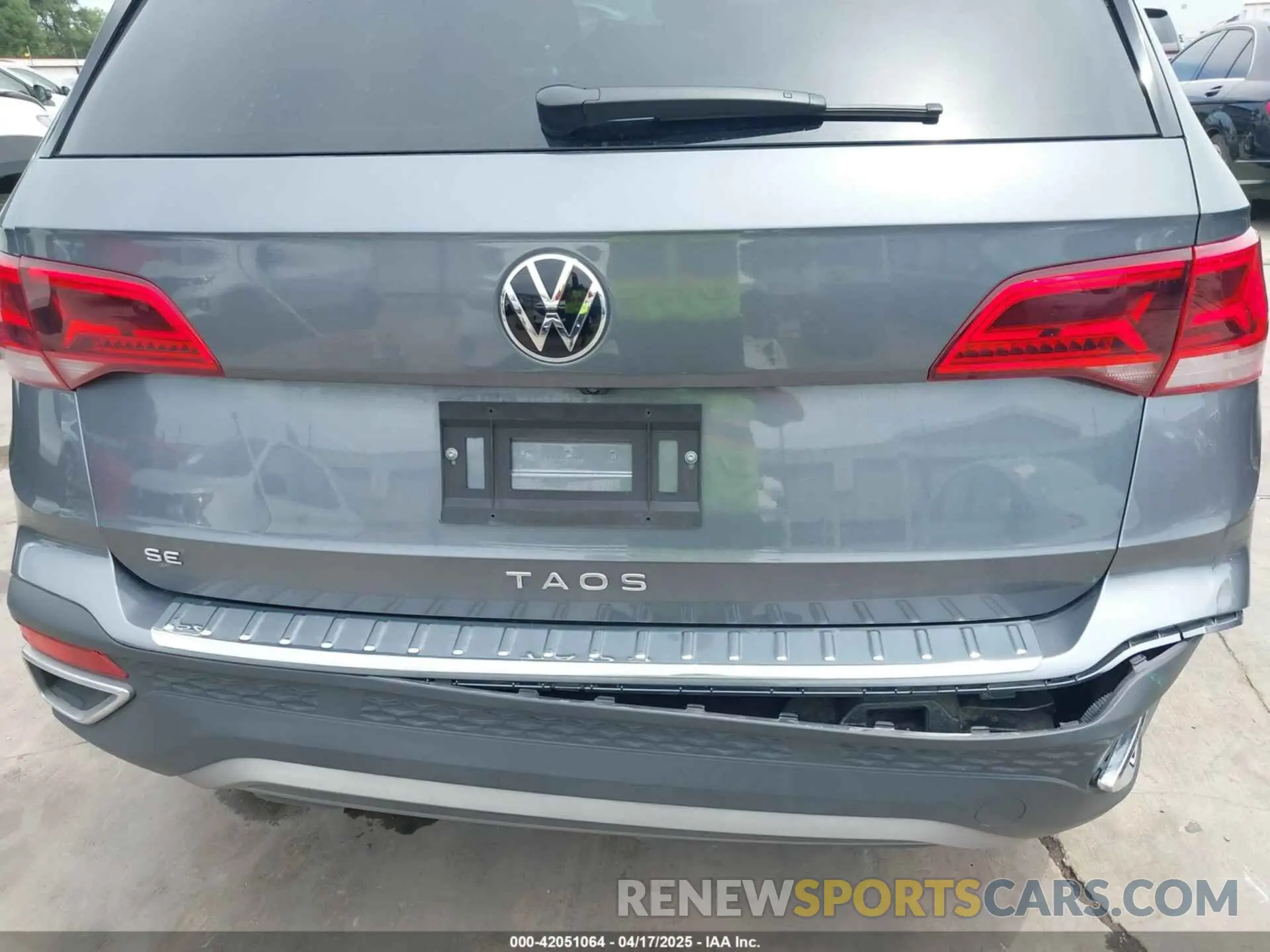 12 fotografías del automóvil dañado 3VVSX7B2XNM062037 VOLKSWAGEN TAOS 2022