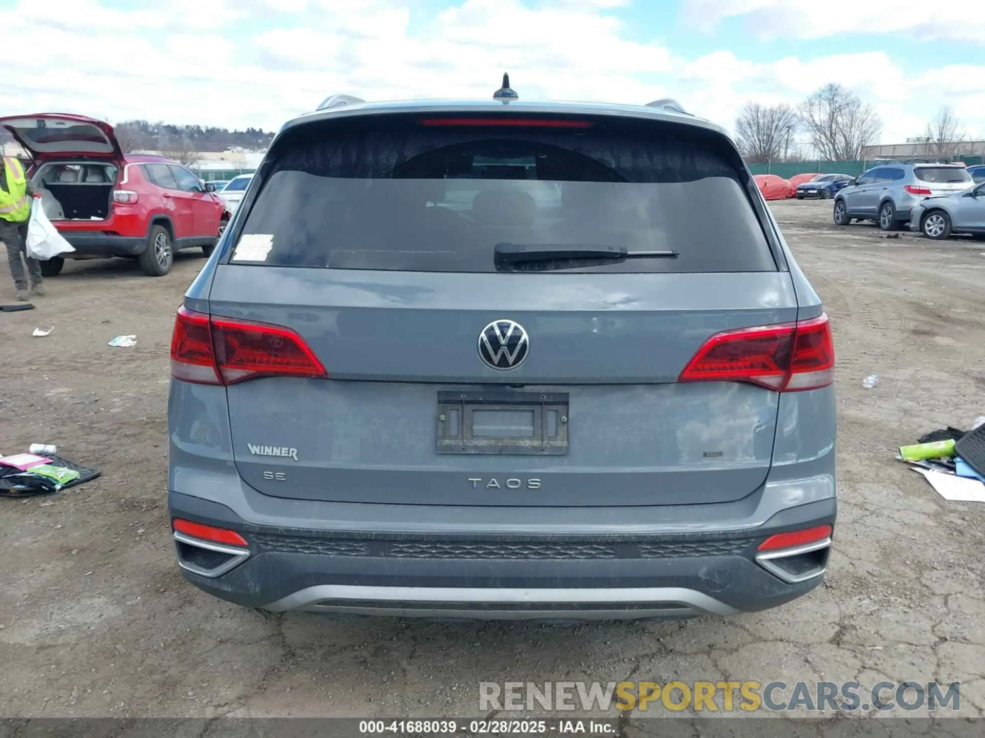 16 fotografías del automóvil dañado 3VVTX7B23NM096969 VOLKSWAGEN TAOS 2022